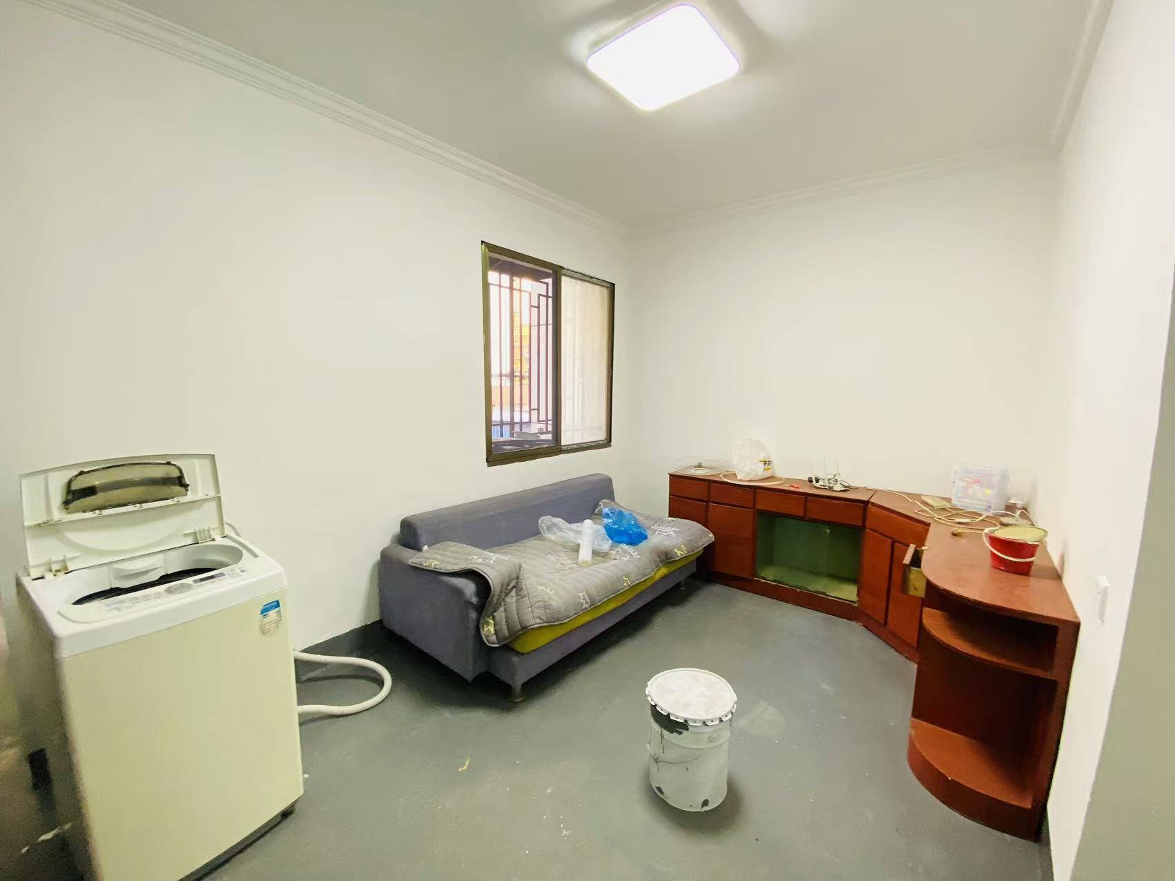 市工行南门口分理处职工宿舍(南沙井巷32) 2室1厅1卫 1200.0元/月 市工行南门口分理处职工宿舍(南沙井巷32) 2室1厅1卫 1200.0元/月室内图