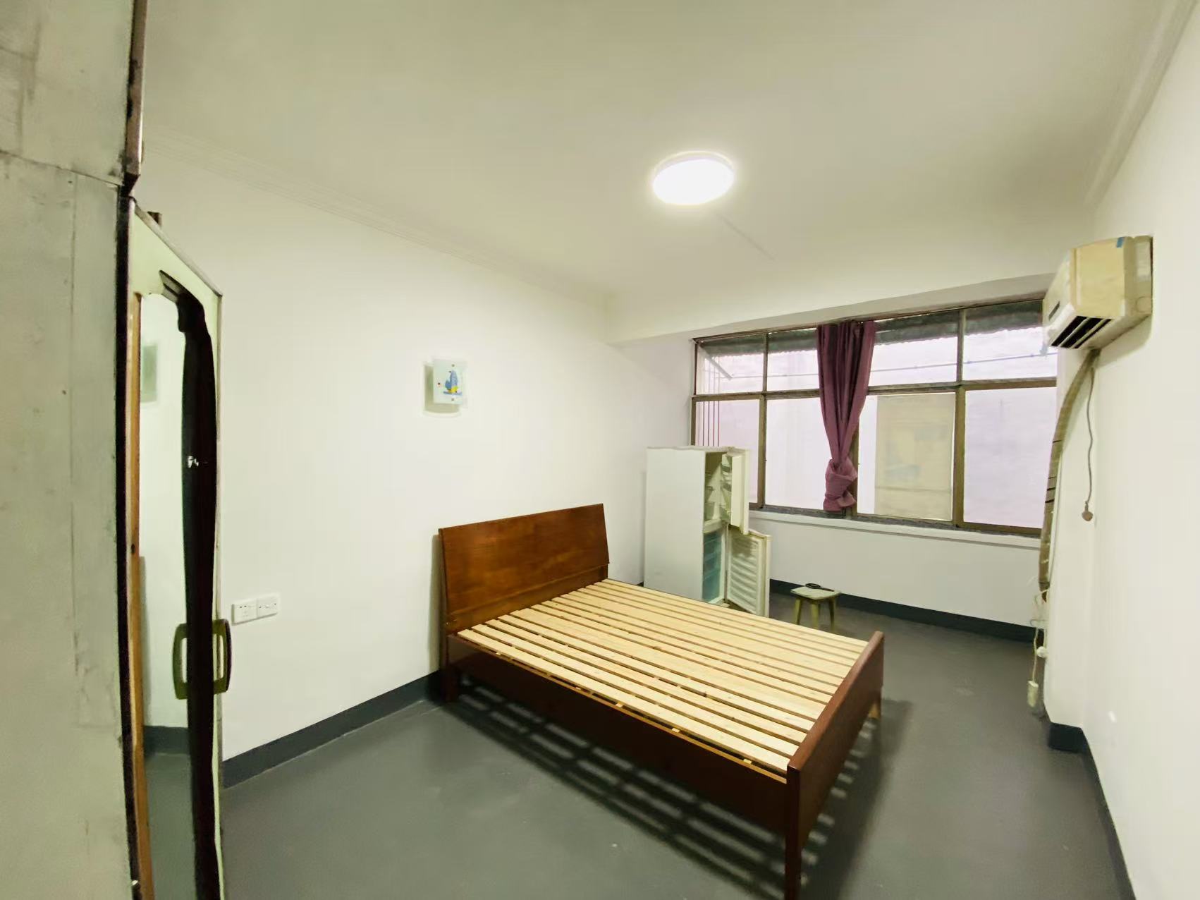 市工行南门口分理处职工宿舍(南沙井巷32) 2室1厅1卫 1200.0元/月 市工行南门口分理处职工宿舍(南沙井巷32) 2室1厅1卫 1200.0元/月室内图