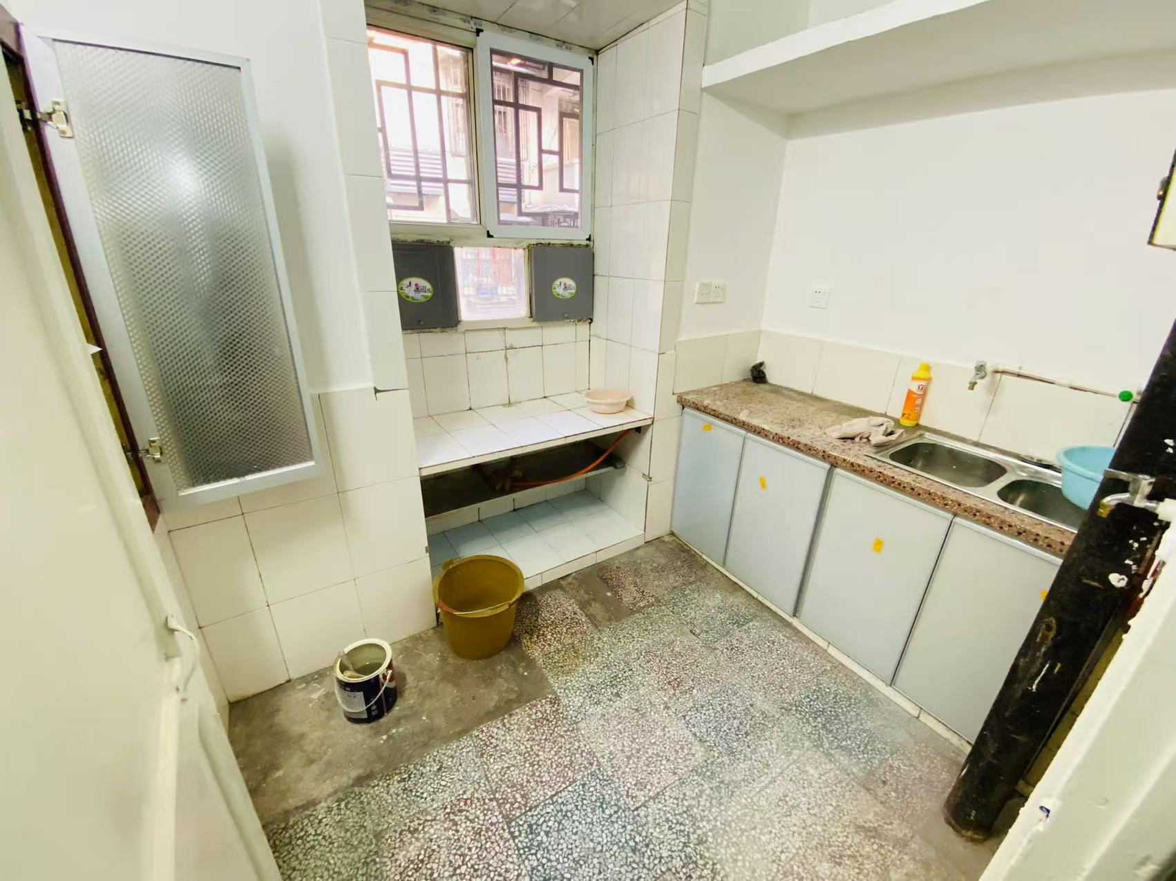 市工行南门口分理处职工宿舍(南沙井巷32) 2室1厅1卫 1200.0元/月 市工行南门口分理处职工宿舍(南沙井巷32) 2室1厅1卫 1200.0元/月室内图