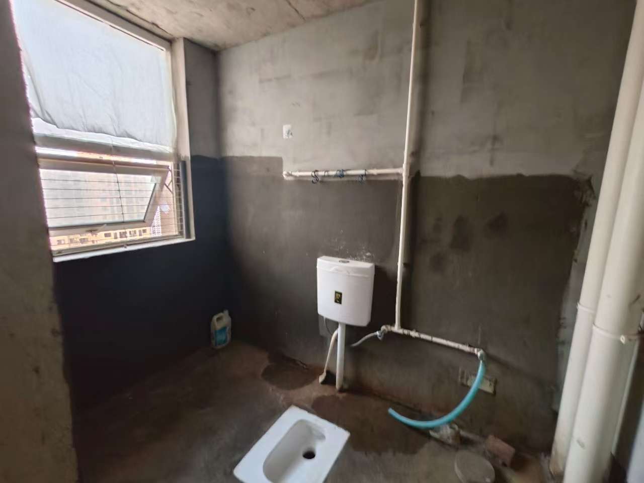 洋湖明园一期 4室2厅2卫 1800.0元/月 洋湖明园一期 4室2厅2卫 1800.0元/月室内图