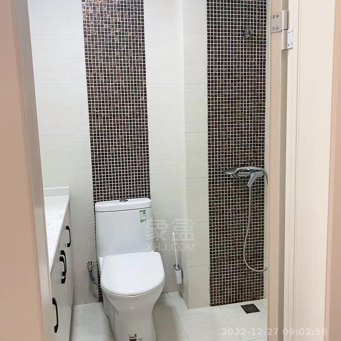 庐山春天大厦(和一宾馆) 1室0厅0卫 1500.0元/月 庐山春天大厦(和一宾馆) 1室0厅0卫 1500.0元/月室内图