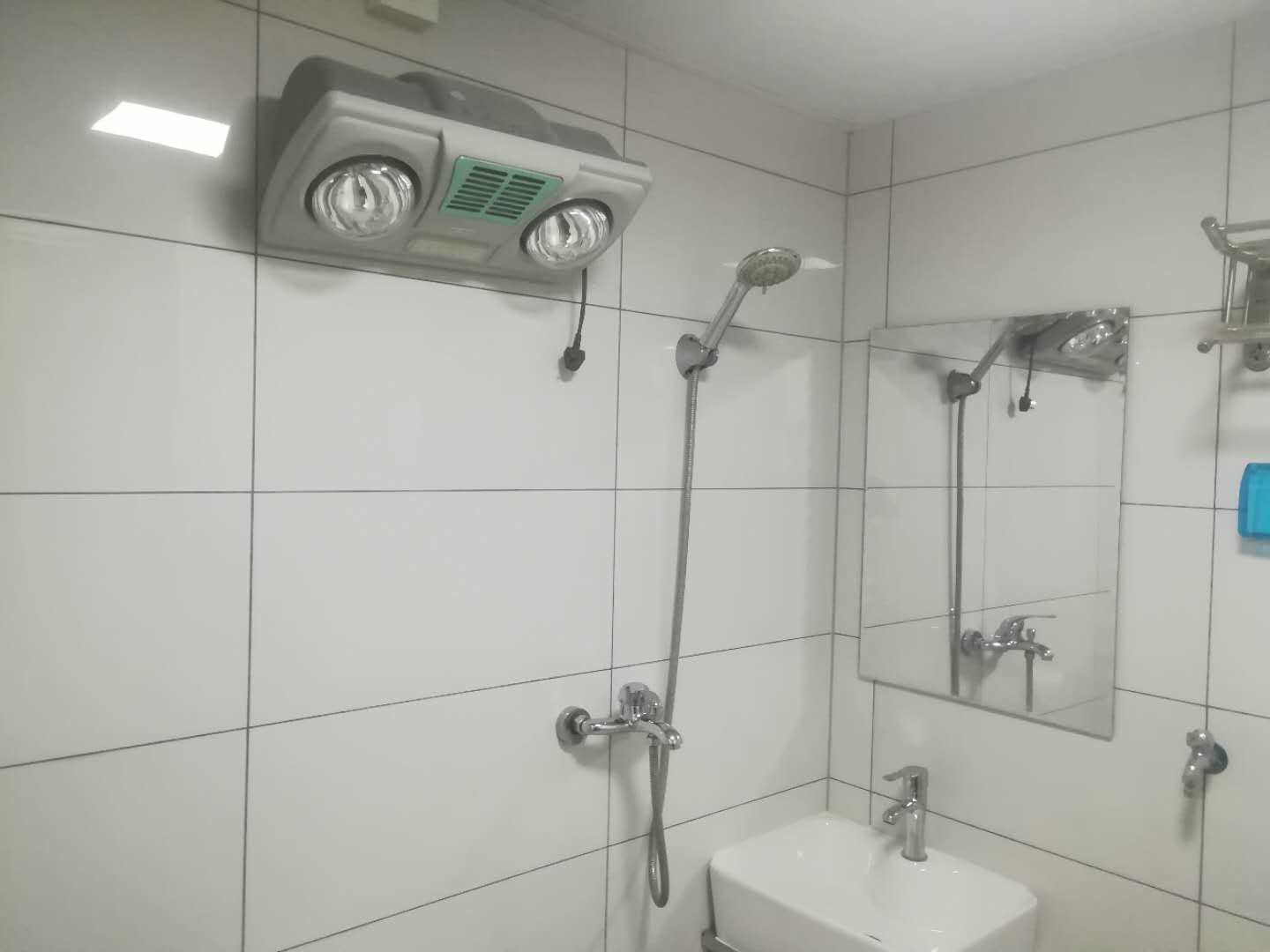 自由.com（自由大厦）  1室1厅1卫    1800.0元/月室内图