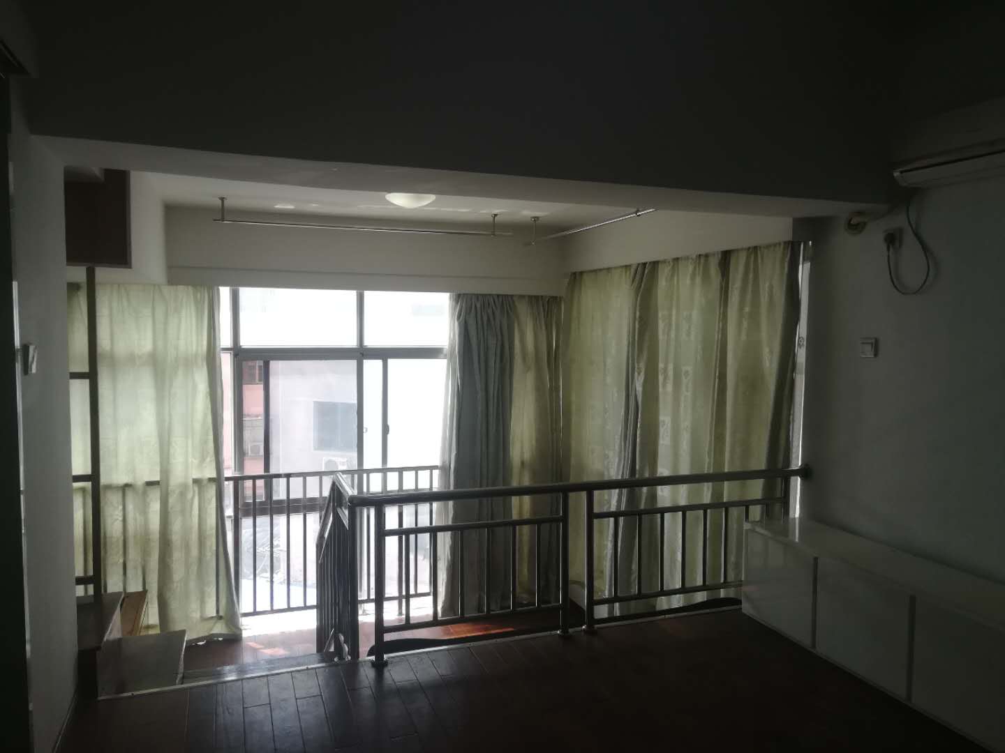 自由.com(自由大厦) 1室1厅1卫 1800.0元/月 自由.com(自由大厦) 1室1厅1卫 1800.0元/月室内图