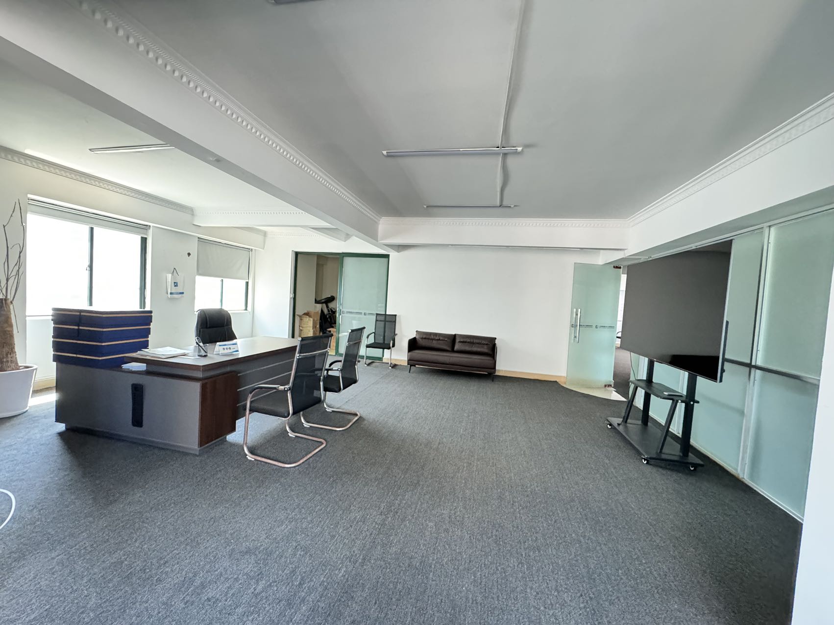 新达商务大厦 3室2厅2卫 180.0万 新达商务大厦 3室2厅2卫 180.0万室内图