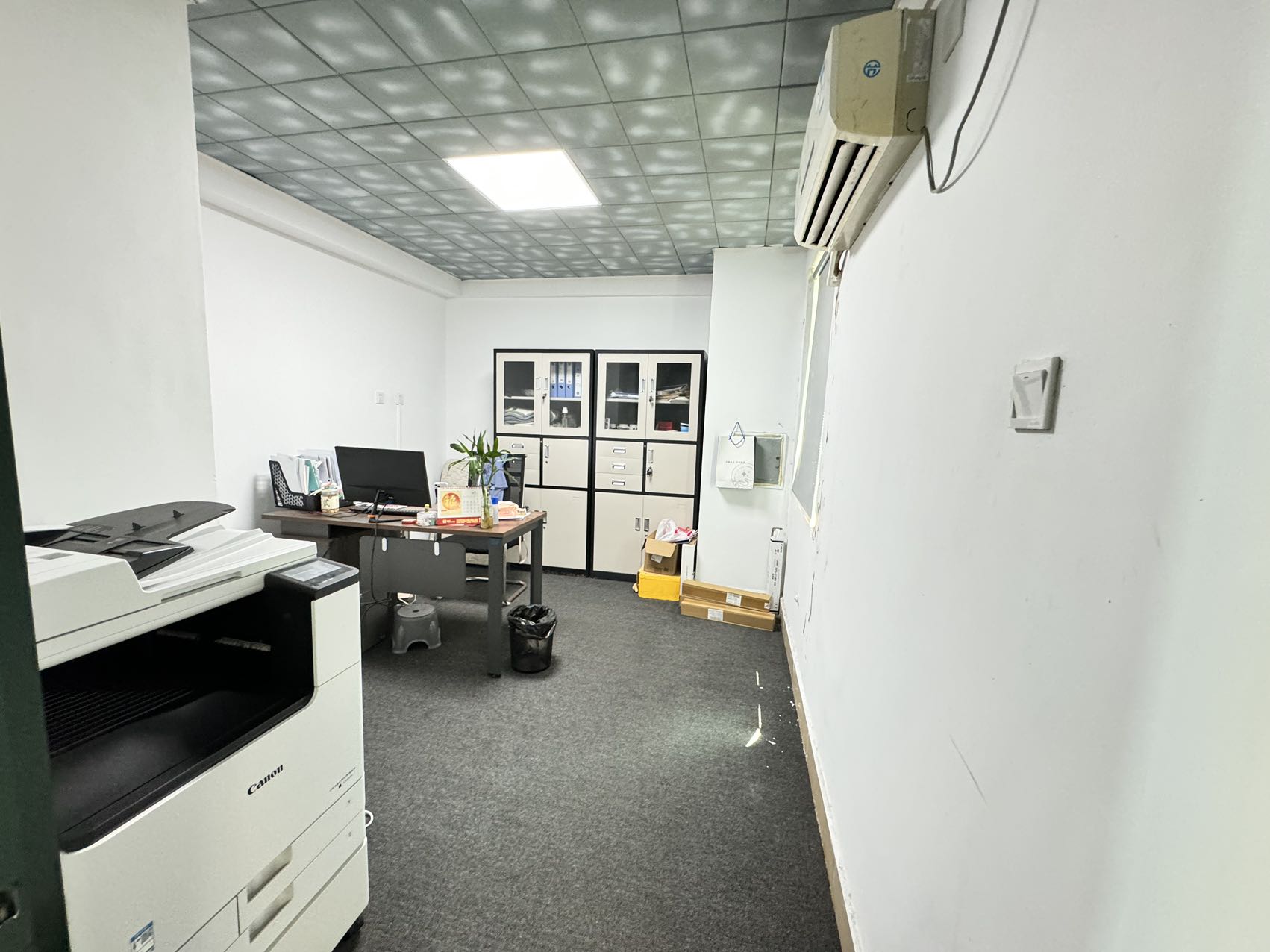 新达商务大厦 3室2厅2卫 180.0万 新达商务大厦 3室2厅2卫 180.0万室内图