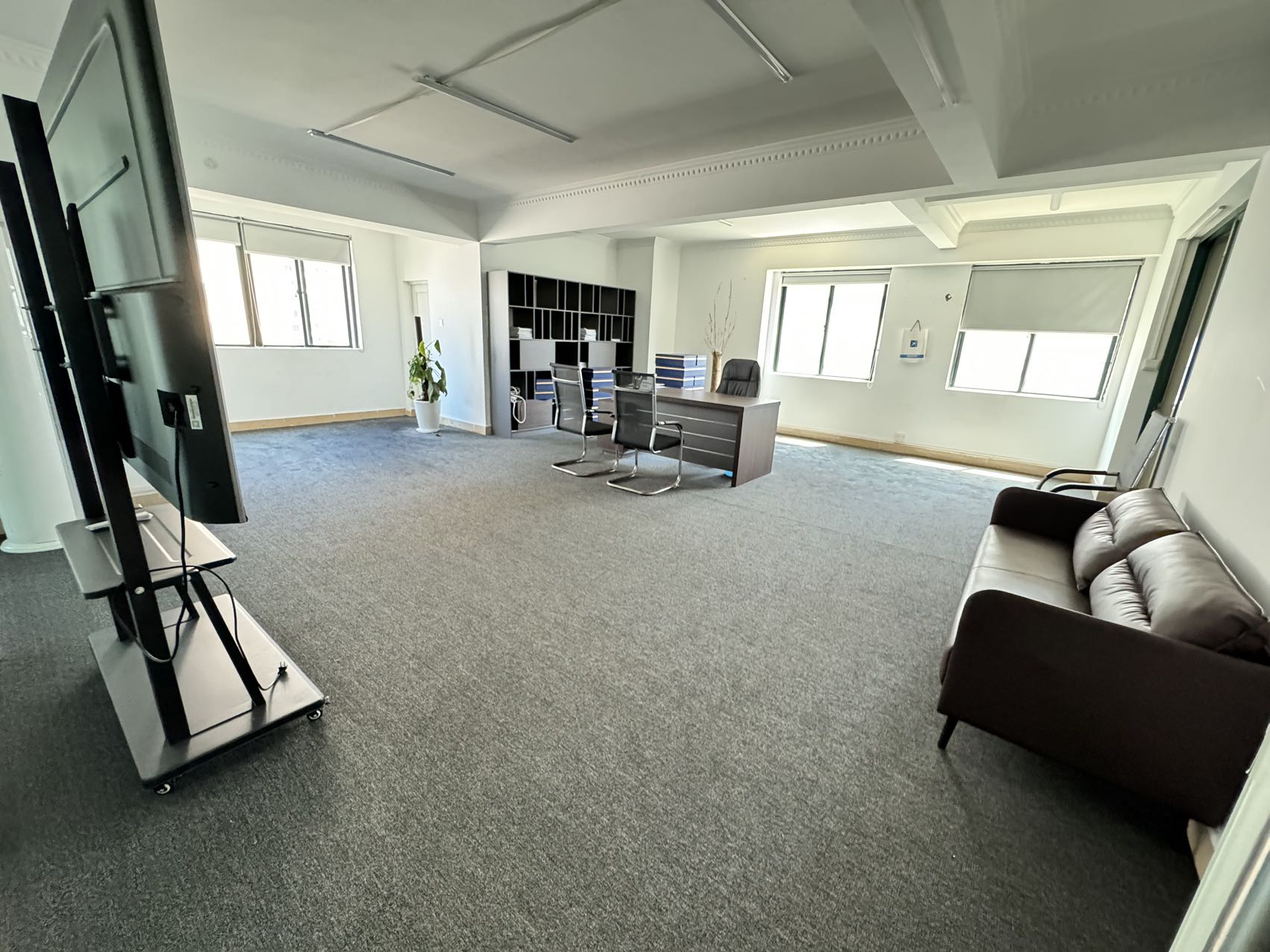 新达商务大厦 3室2厅2卫 180.0万 新达商务大厦 3室2厅2卫 180.0万室内图