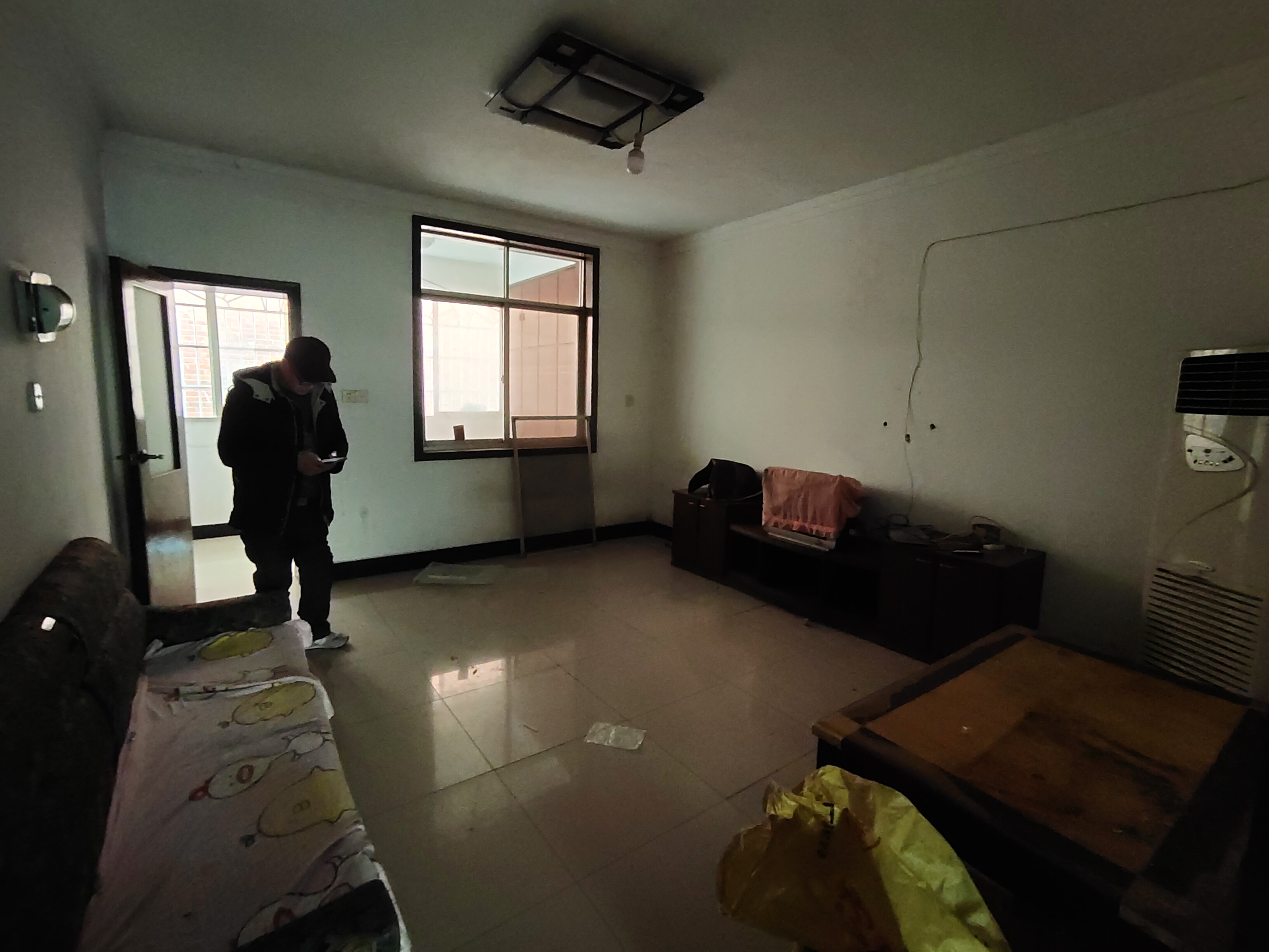 洗煤小区  2室1厅1卫    1000.0元/月 洗煤小区  2室1厅1卫    1000.0元/月室内图