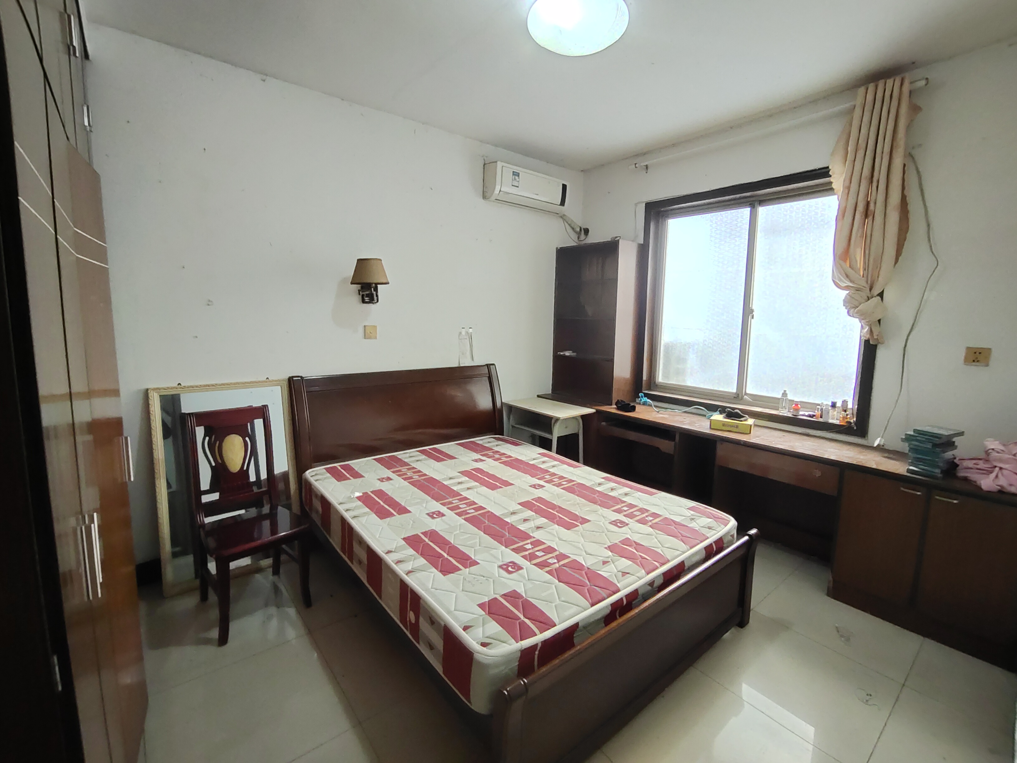 洗煤小区  2室1厅1卫    1000.0元/月 洗煤小区  2室1厅1卫    1000.0元/月室内图