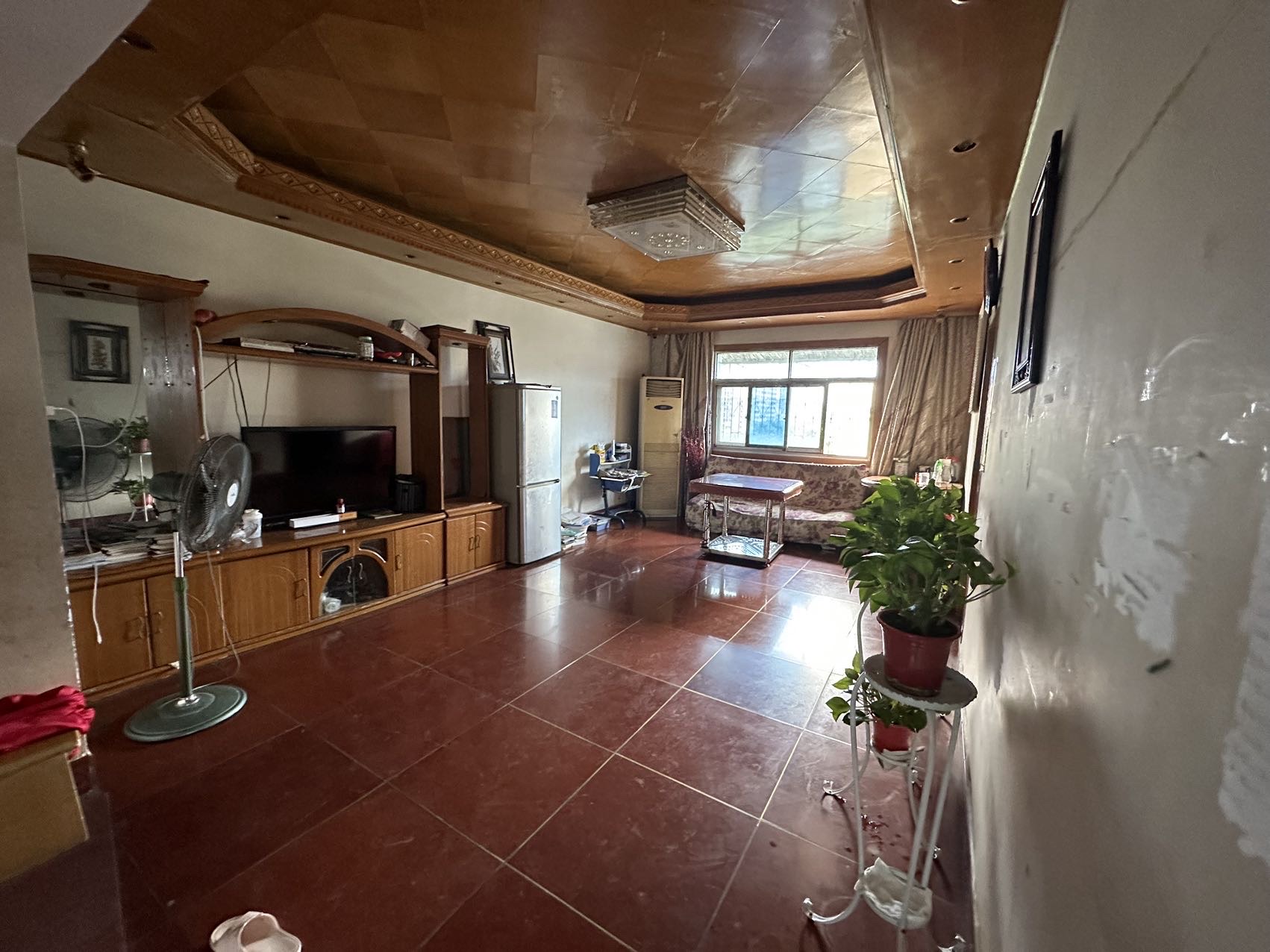 娄星区散盘 3室2厅1卫 28.0万 娄星区散盘 3室2厅1卫 28.0万客厅