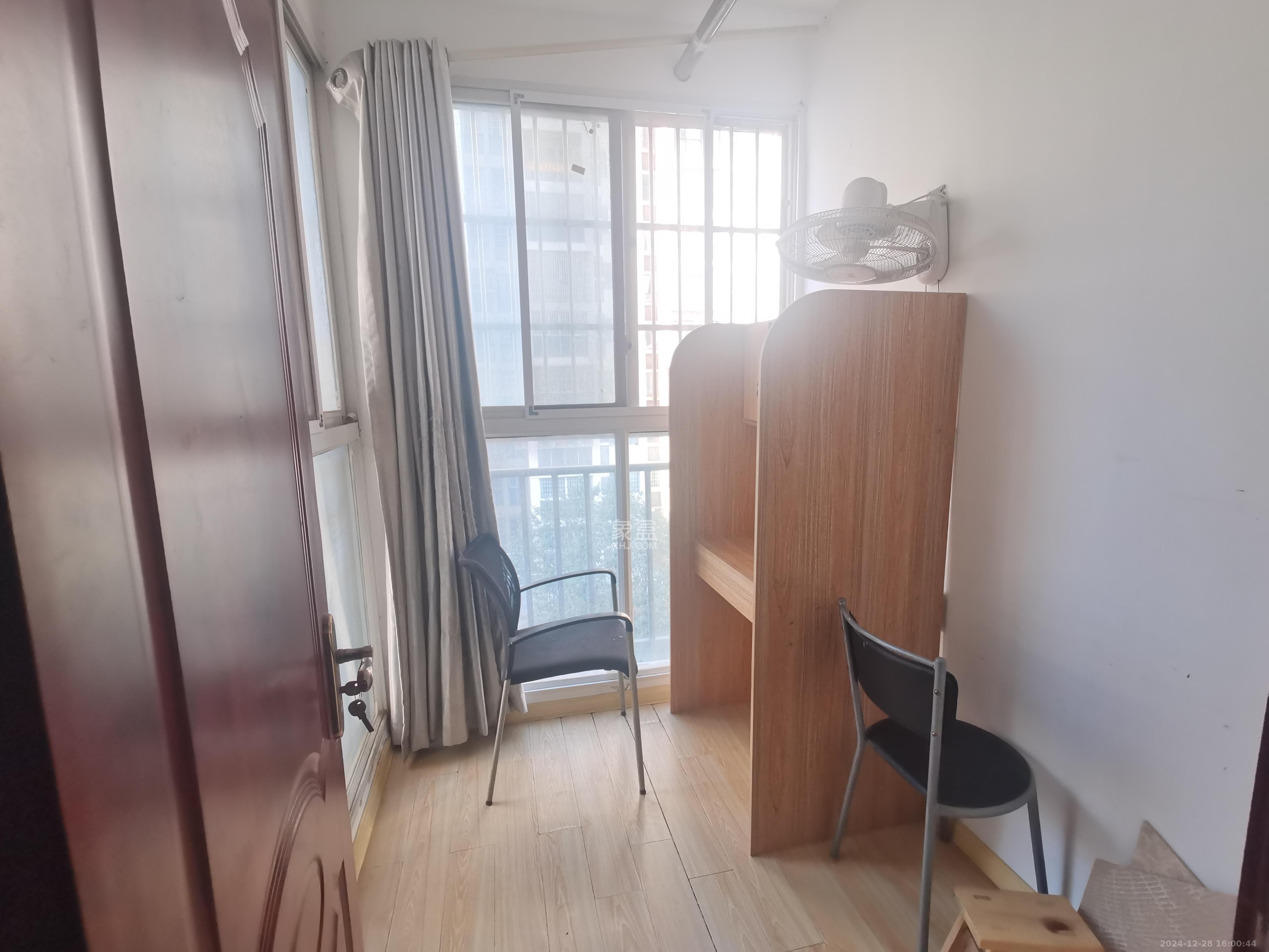 一品嘉庭 1室1厅1卫 1800.0元/月 一品嘉庭 1室1厅1卫 1800.0元/月室内图