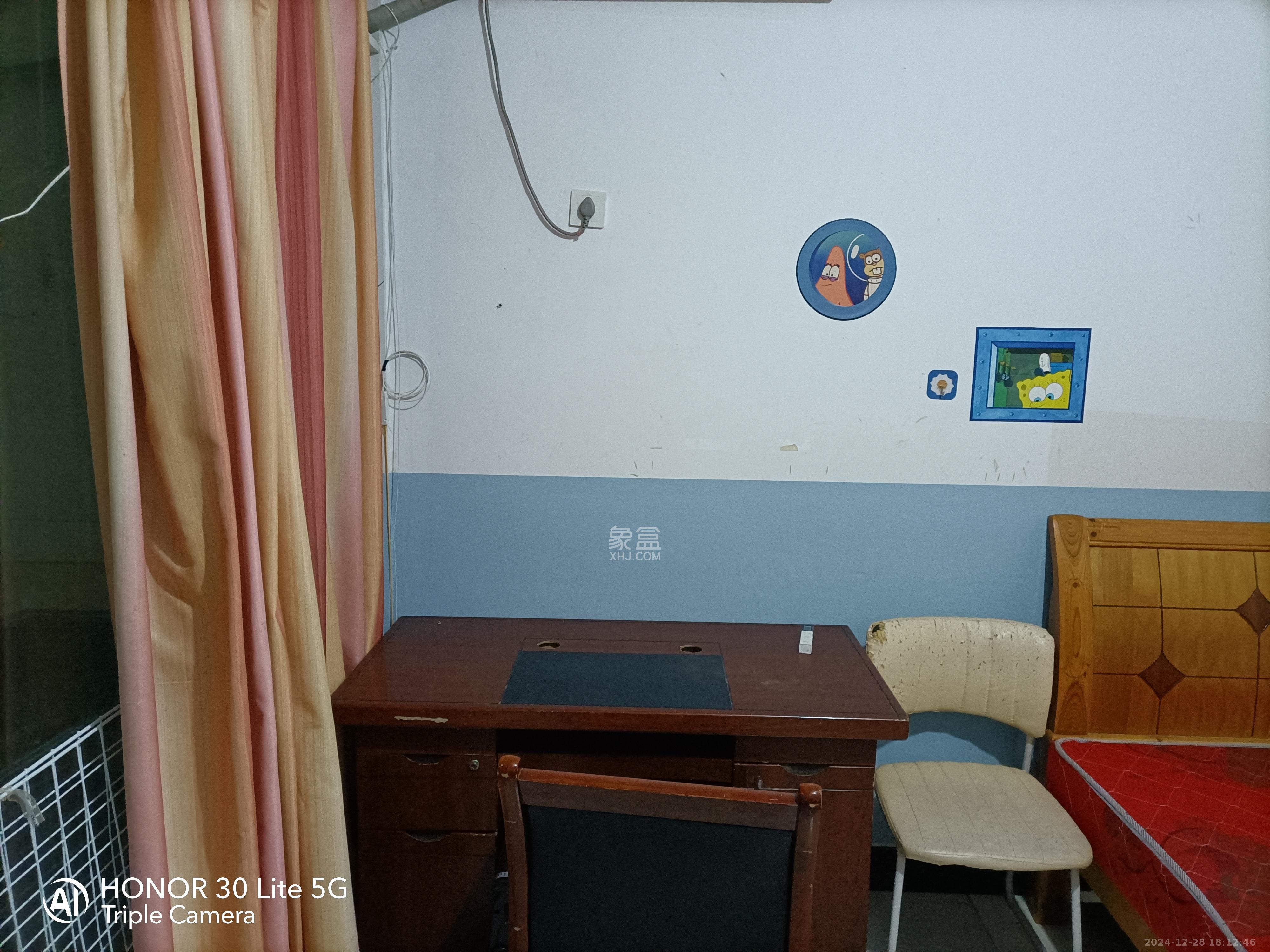 火炬村 1室0厅1卫 750.0元/月 火炬村 1室0厅1卫 750.0元/月室内图