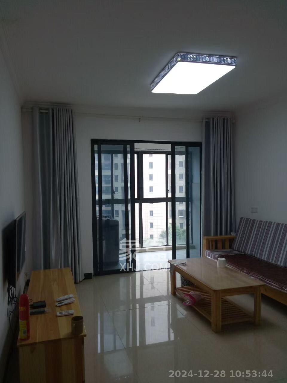 保利麓谷林语B区  3室2厅1卫   2400.00元/月室内图