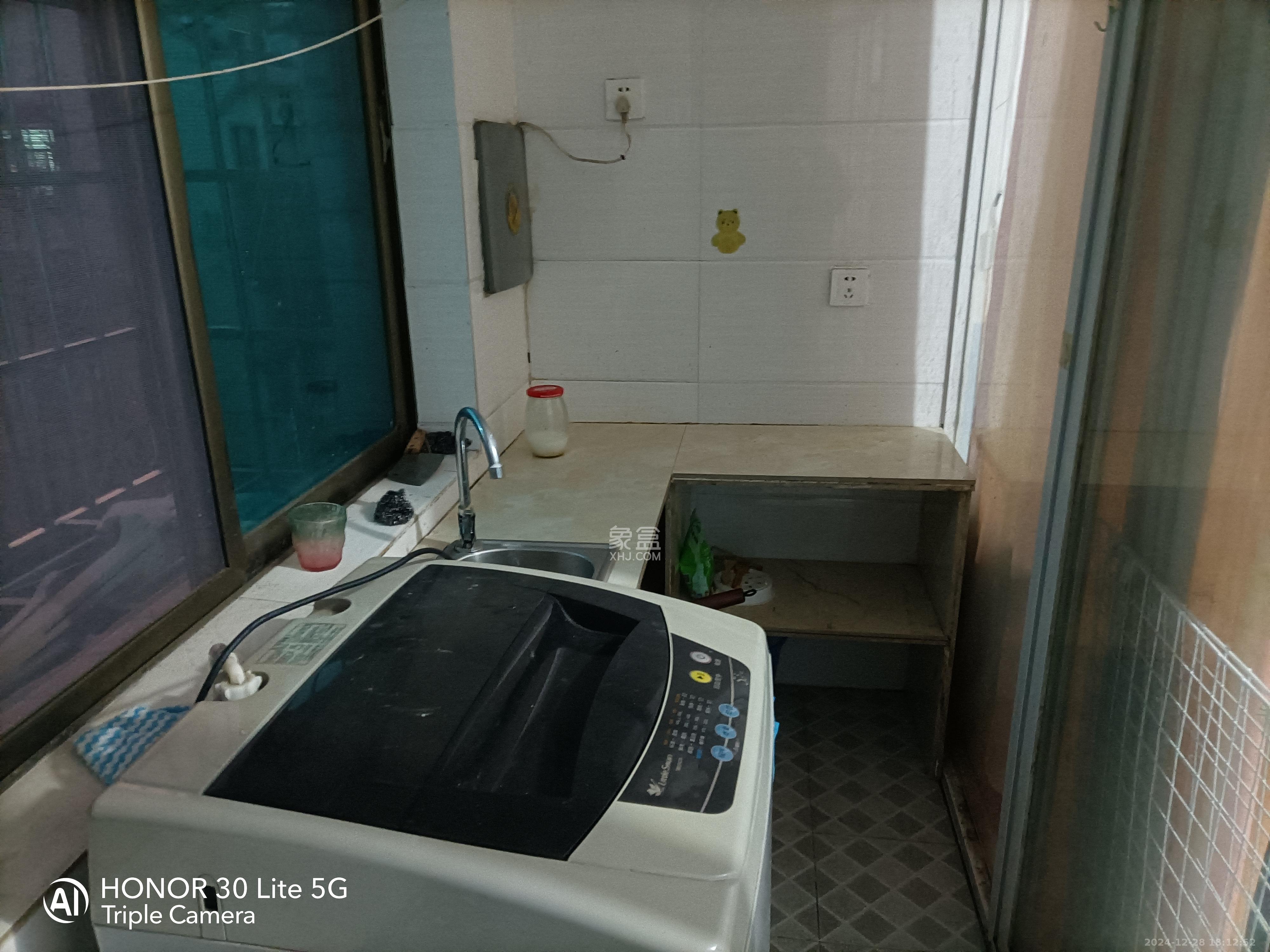 火炬村 1室0厅1卫 750.0元/月 火炬村 1室0厅1卫 750.0元/月室内图