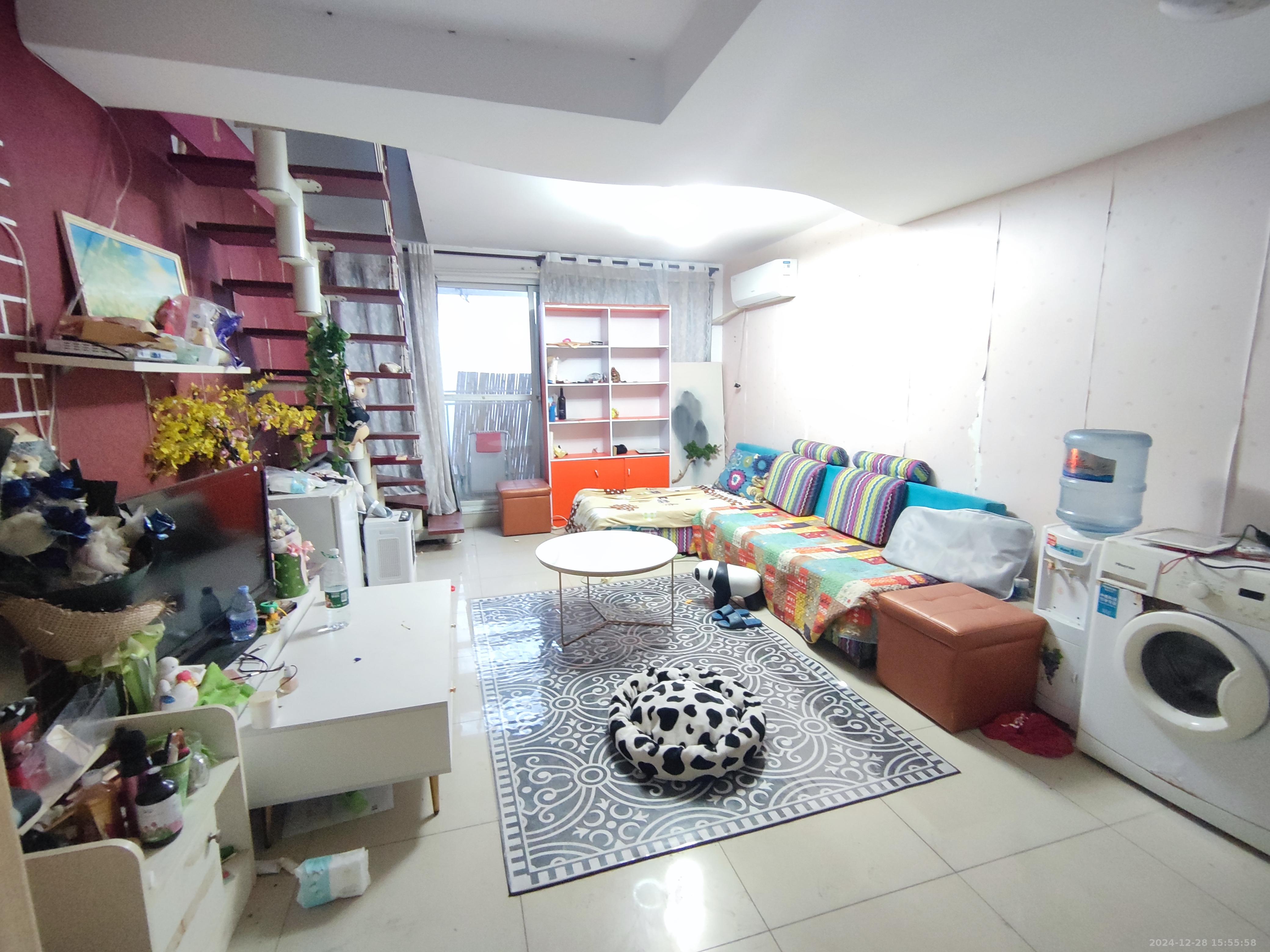 中瀚财富广场  2室1厅1卫    1000.0元/月 中瀚财富广场  2室1厅1卫    1000.0元/月室内图