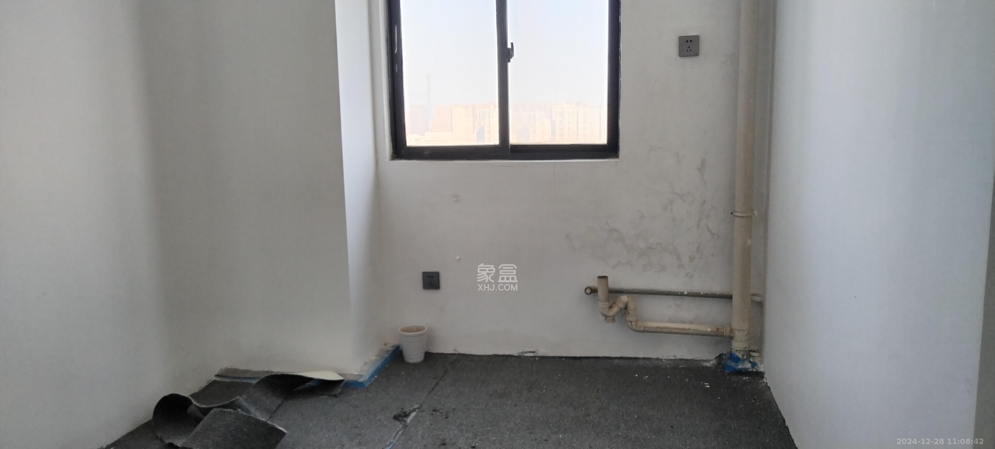 福邸雅苑 4室2厅1卫 2400.0元/月 福邸雅苑 4室2厅1卫 2400.0元/月室内图