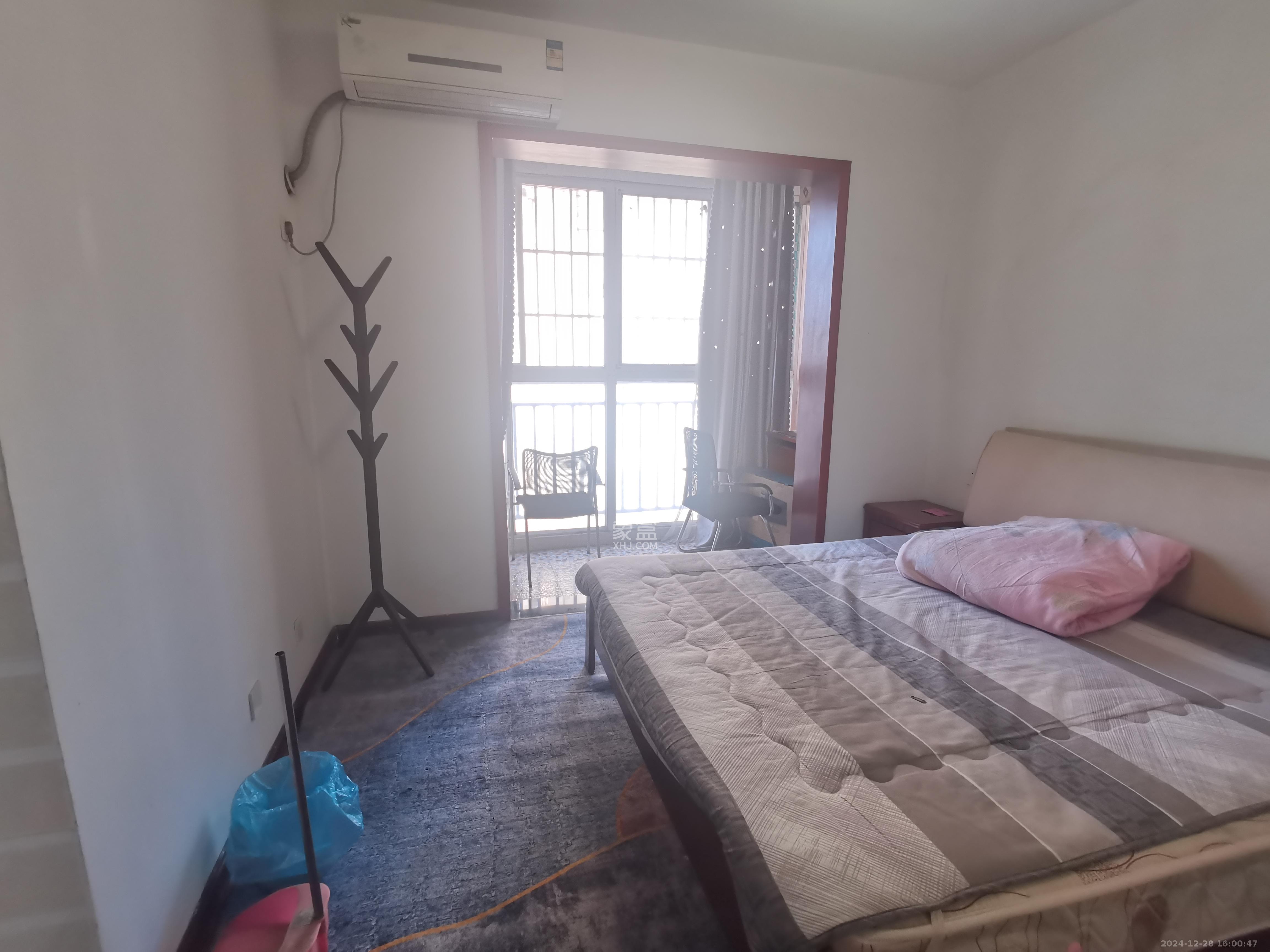 一品嘉庭 1室1厅1卫 1800.0元/月 一品嘉庭 1室1厅1卫 1800.0元/月室内图