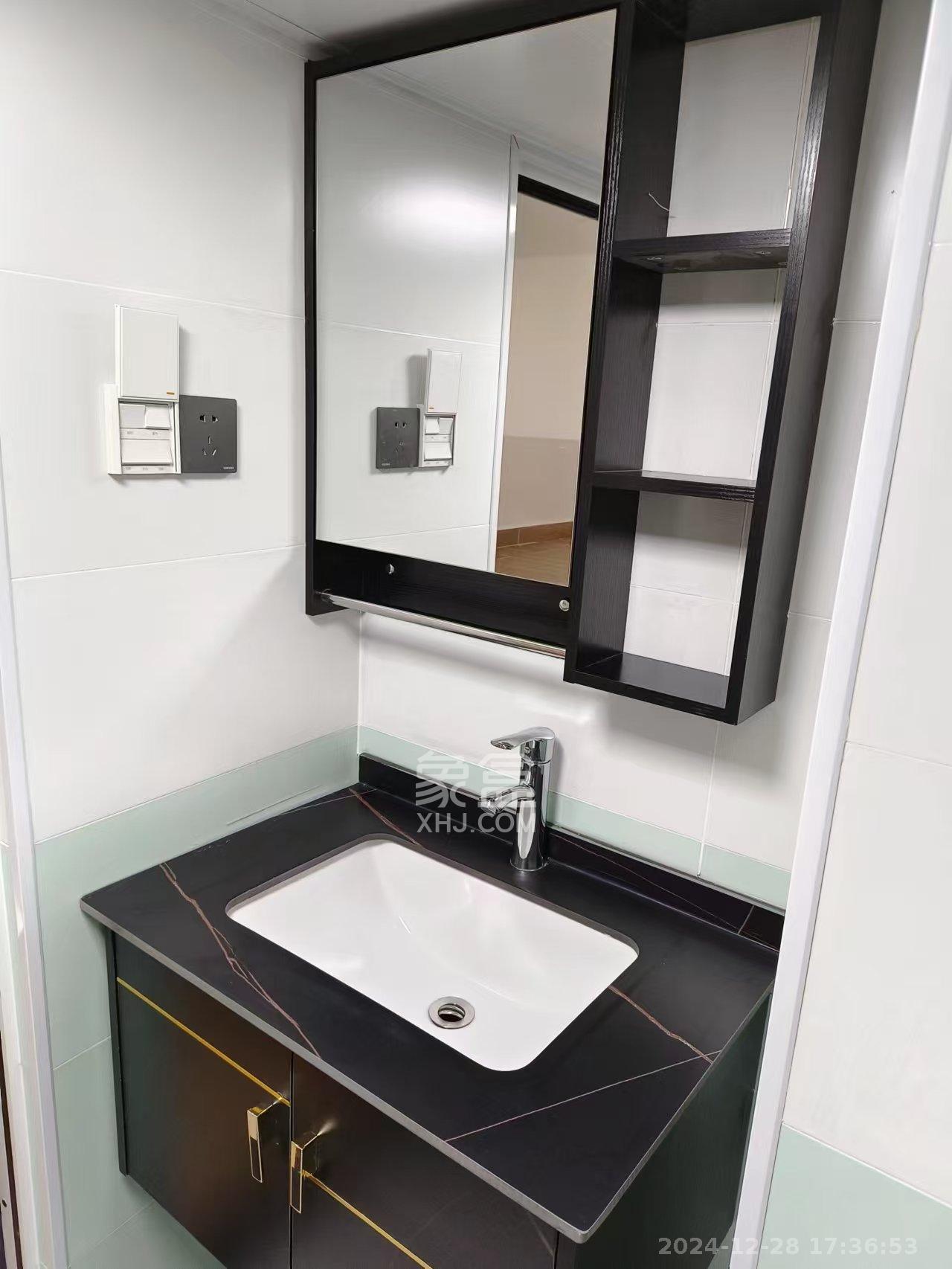 力高凤凰新天 1室0厅0卫 1500.0元/月 力高凤凰新天 1室0厅0卫 1500.0元/月室内图