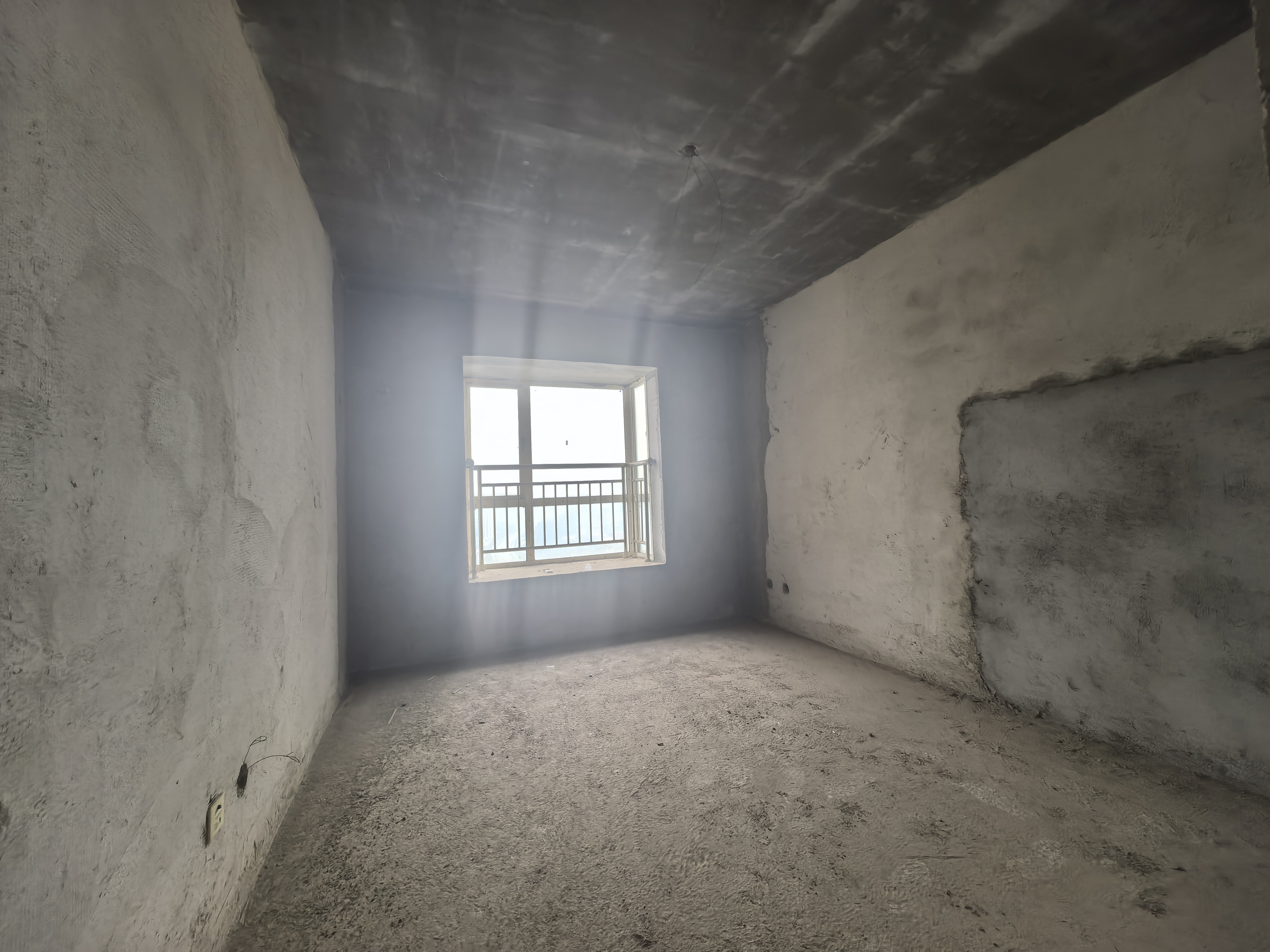 壹号公馆 5室2厅3卫 69.80万 壹号公馆 5室2厅3卫 69.80万客厅