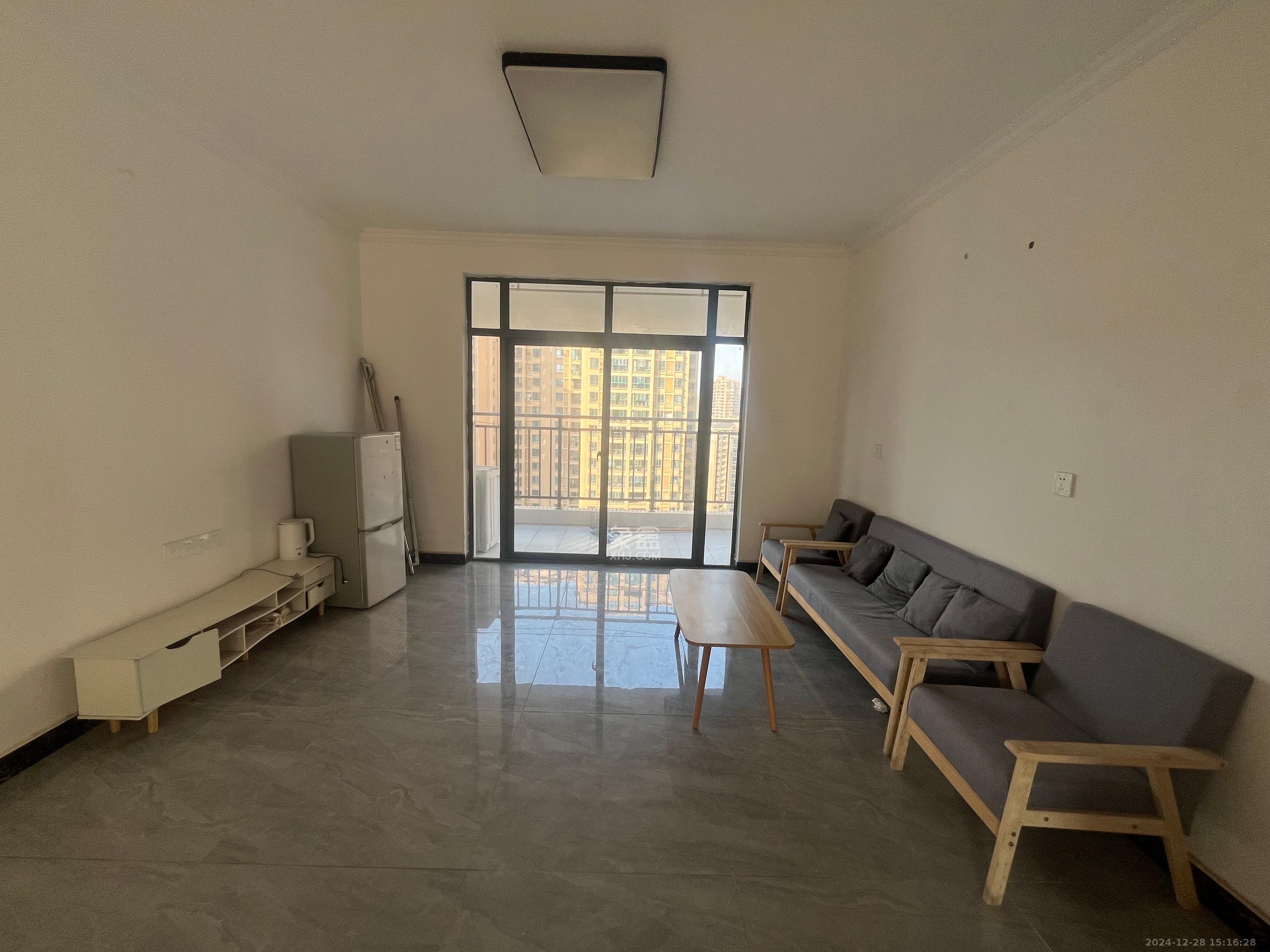 金湘苑(星澜之悦) 4室2厅2卫 2000.0元/月 金湘苑(星澜之悦) 4室2厅2卫 2000.0元/月室内图