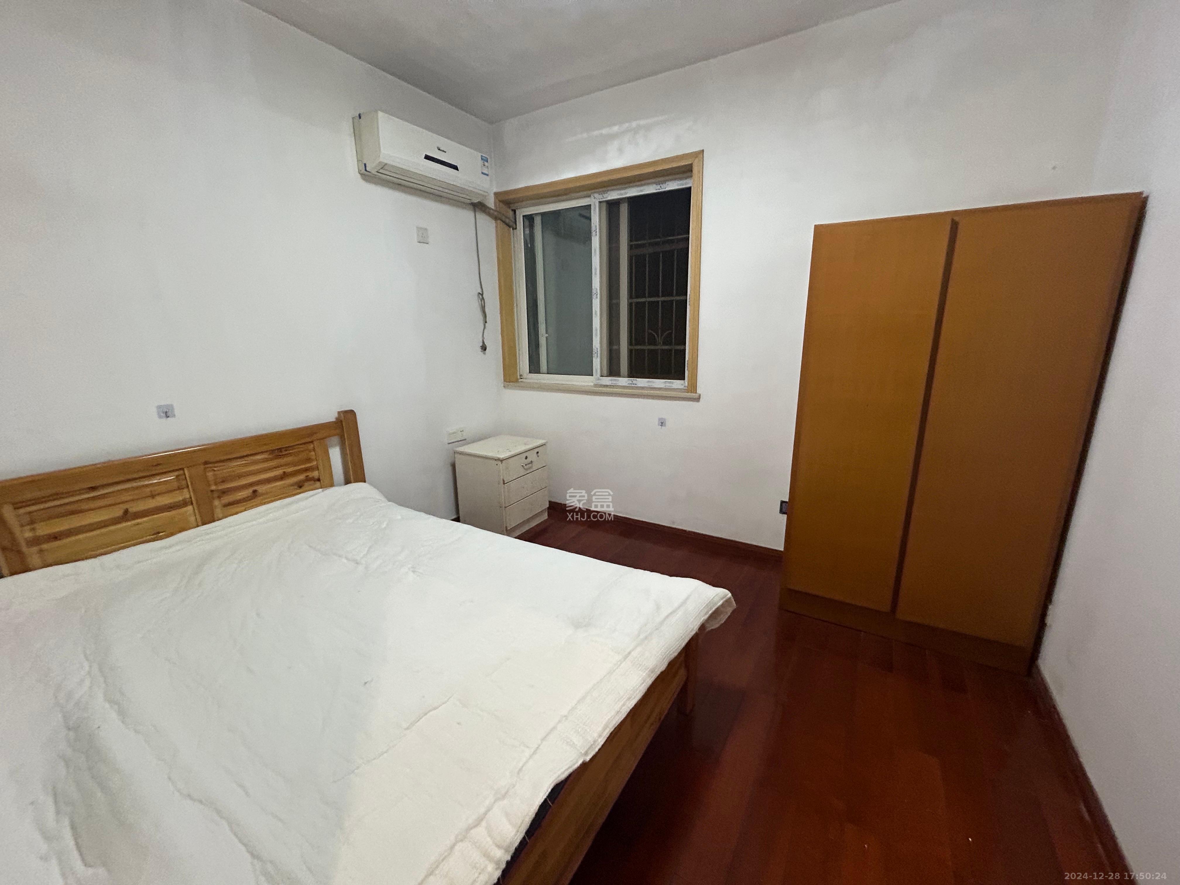 锦璨家园  3室2厅2卫   2200.00元/月室内图