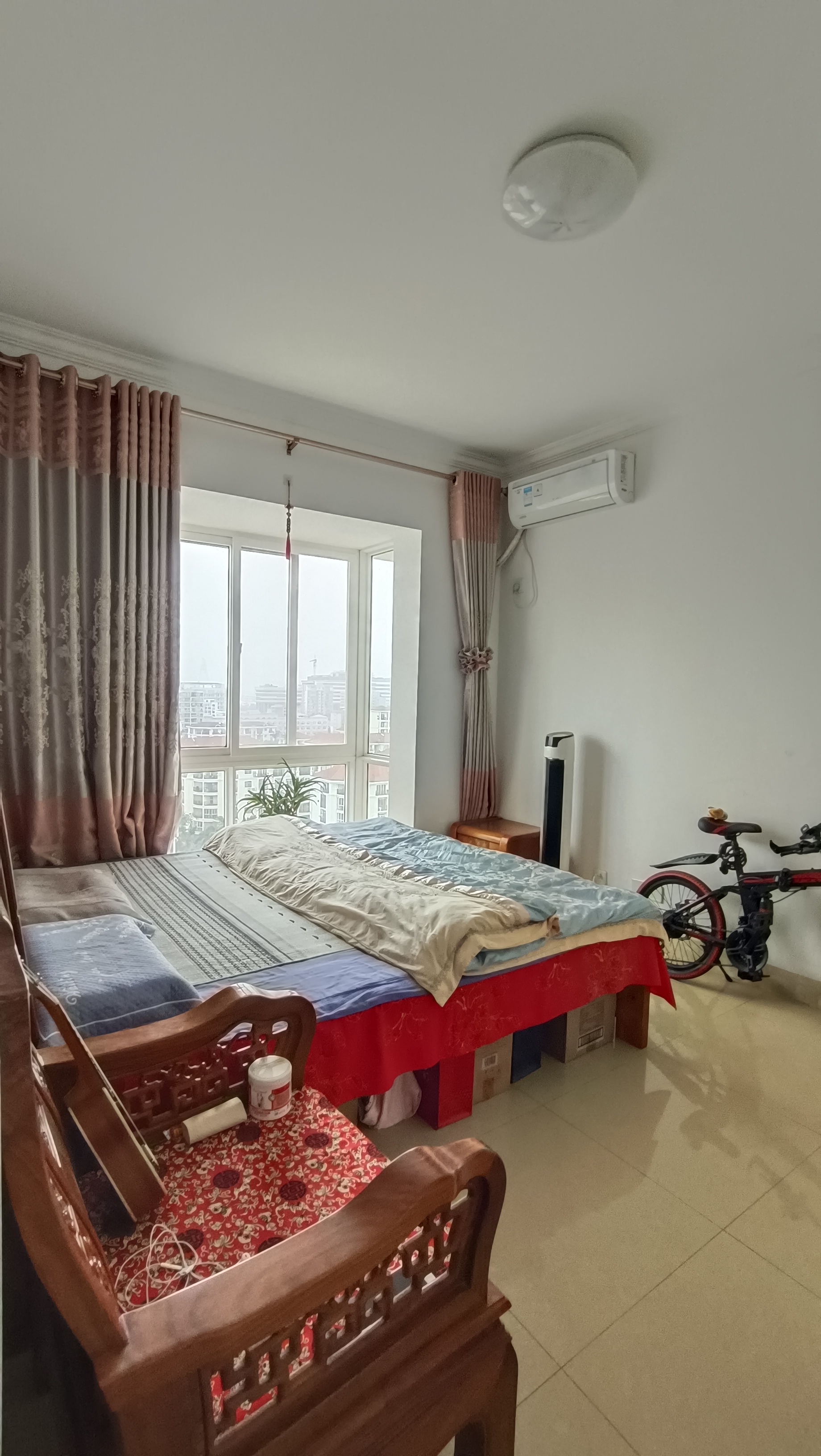 万恒城市花园 2室2厅1卫 125.0万 万恒城市花园 2室2厅1卫 125.0万卧室