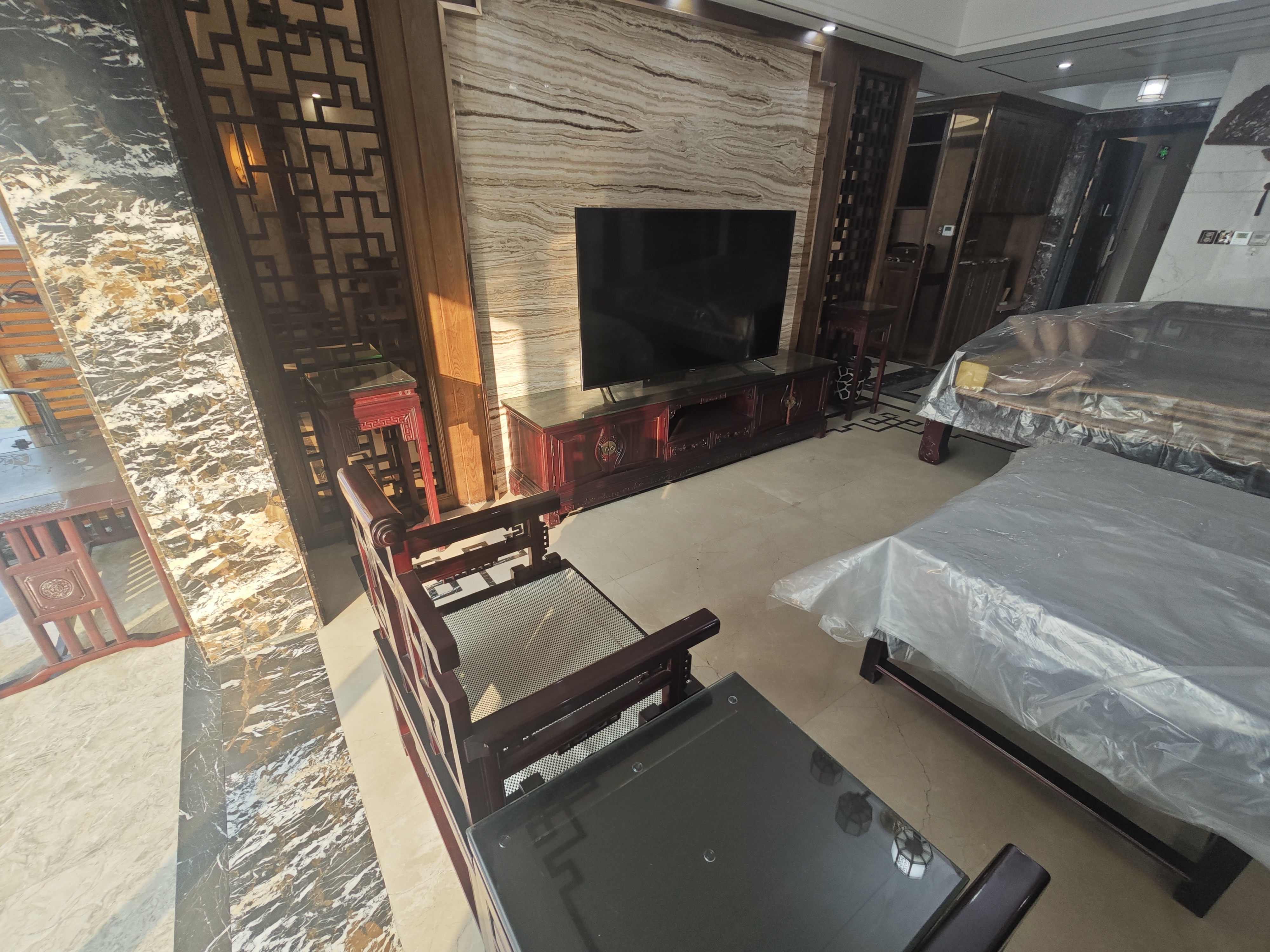 耀江花园文鼎苑  1室0厅0卫    3200.0元/月 耀江花园文鼎苑  1室0厅0卫    3200.0元/月室内图