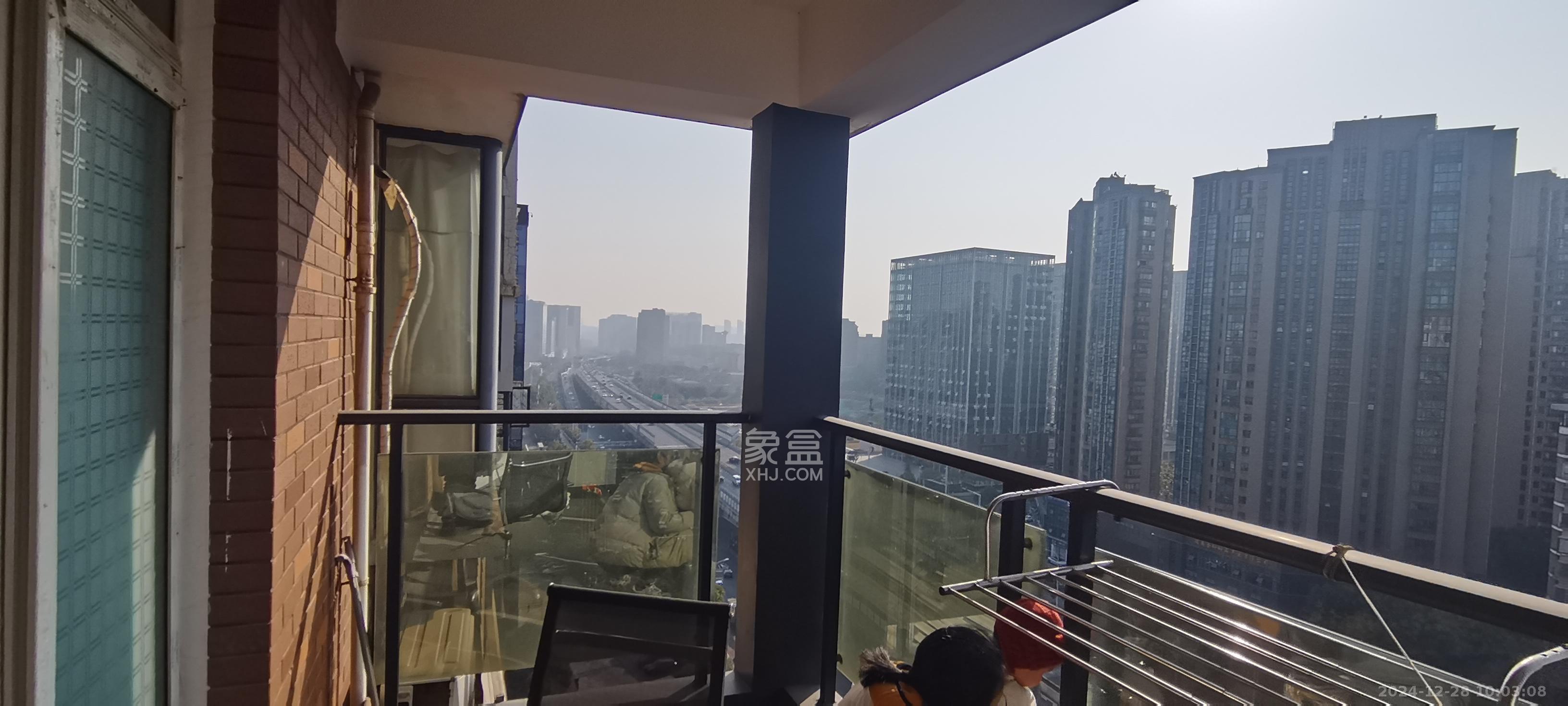 天城泰祥苑 1室2厅1卫 2000.0元/月 天城泰祥苑 1室2厅1卫 2000.0元/月室内图