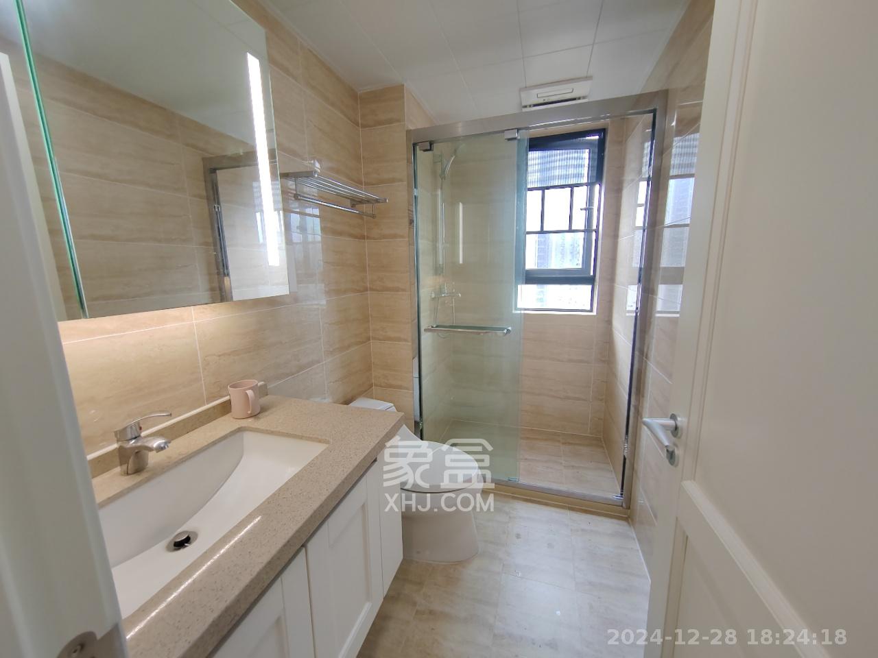 万科魅力之城锋镜里  3室2厅2卫    3400.0元/月 万科魅力之城锋镜里  3室2厅2卫    3400.0元/月室内图