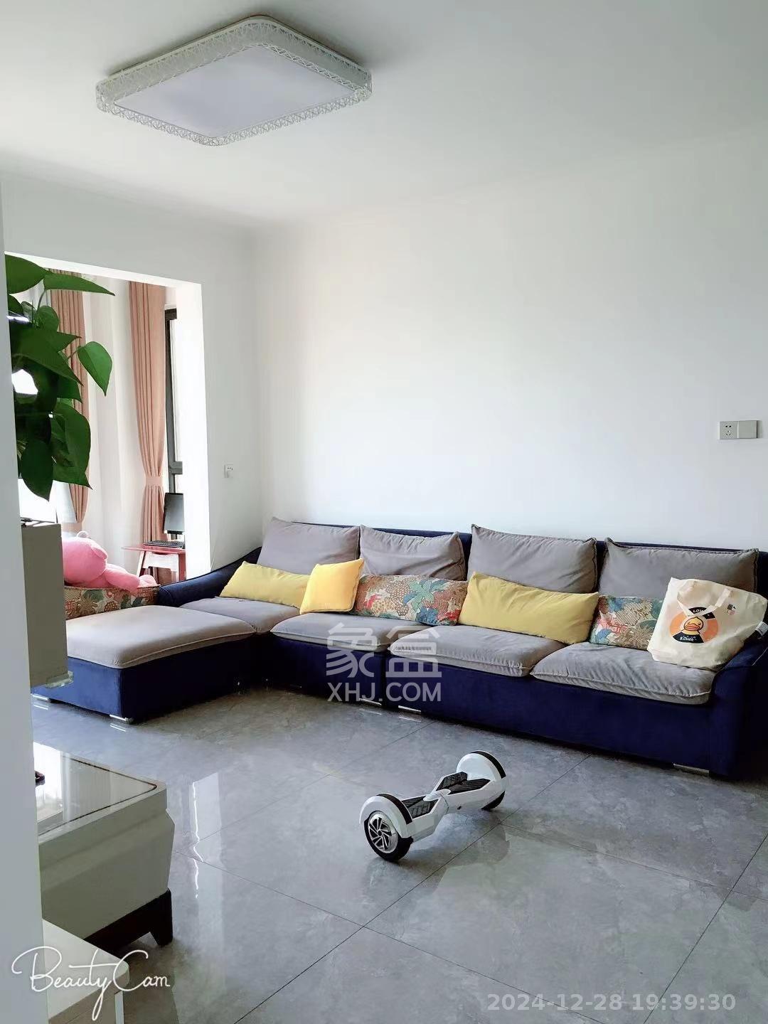 嘉顺苑 3室2厅1卫 2700.0元/月 嘉顺苑 3室2厅1卫 2700.0元/月室内图