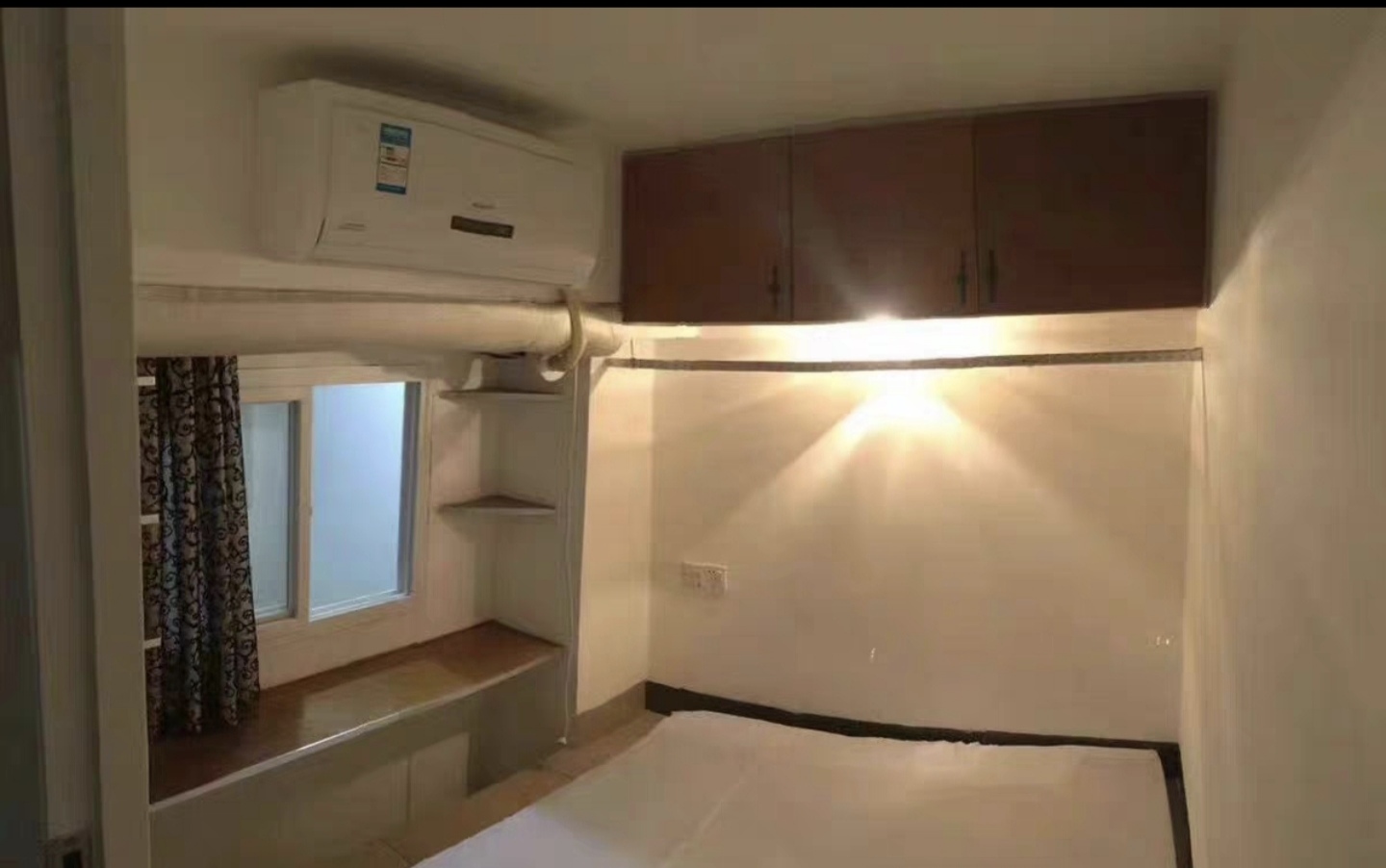 龙泰上品 2室1厅1卫 950.0元/月 龙泰上品 2室1厅1卫 950.0元/月室内图