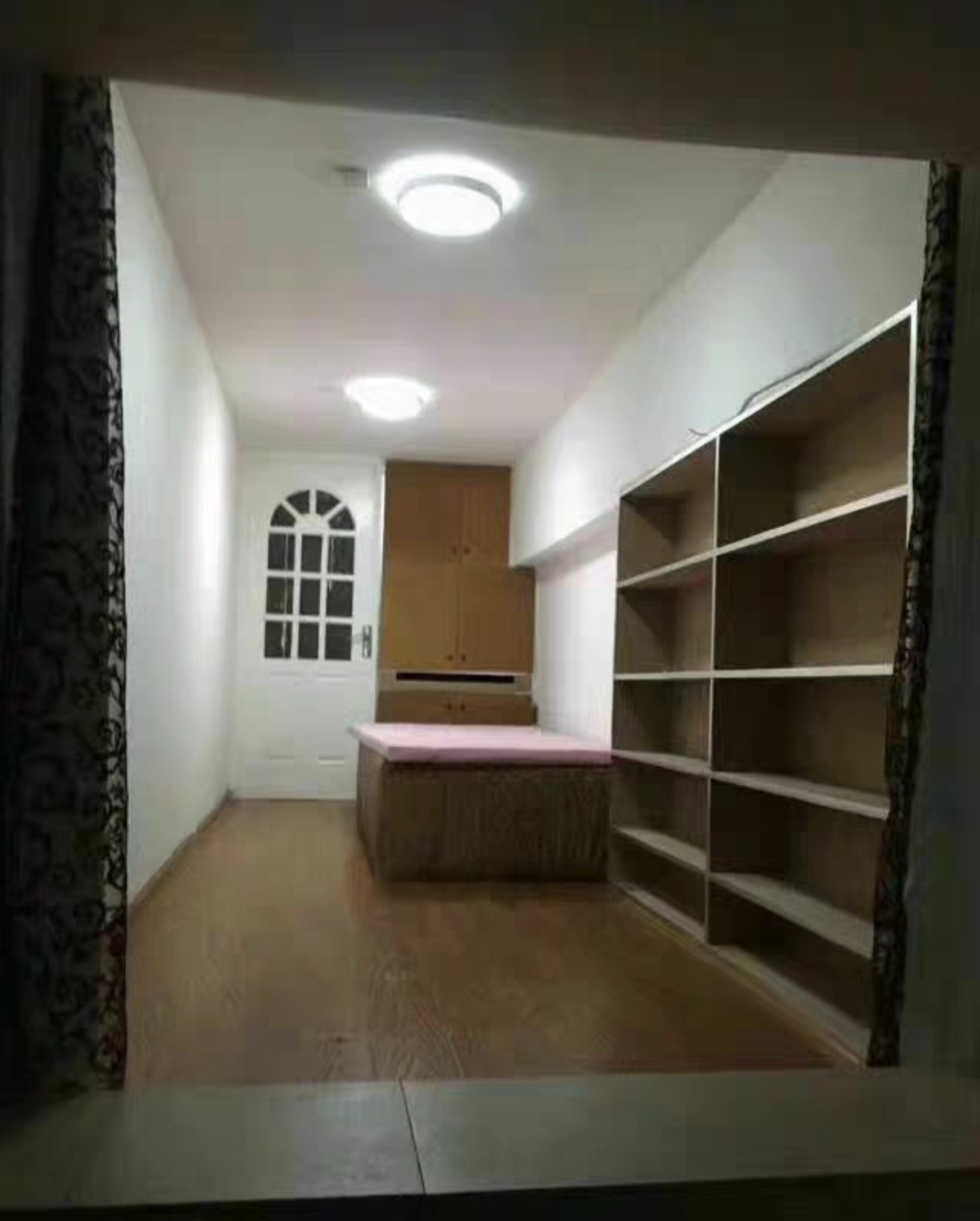 龙泰上品 2室1厅1卫 950.0元/月 龙泰上品 2室1厅1卫 950.0元/月室内图