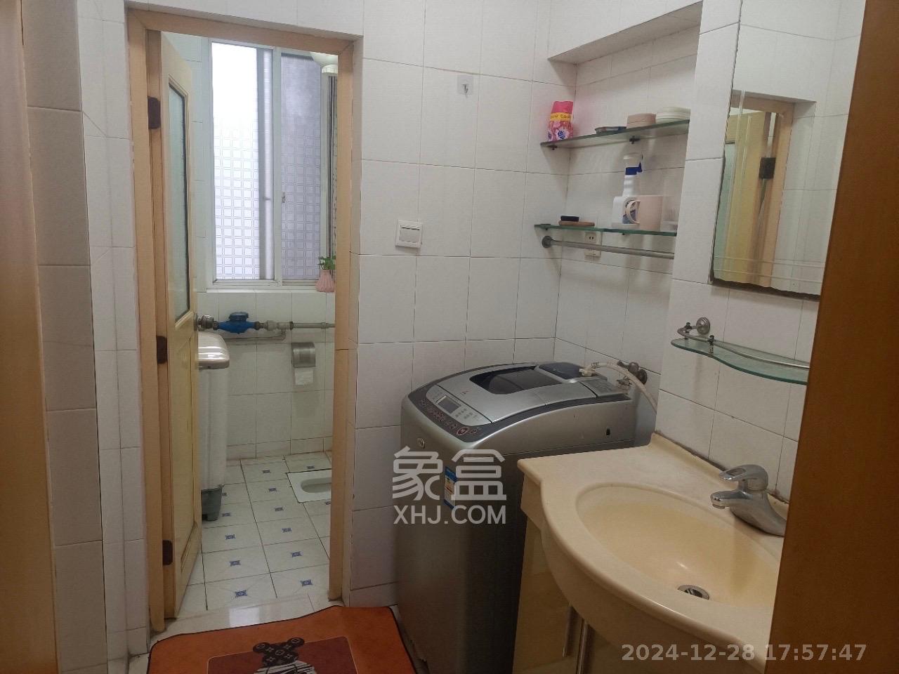金蕾大厦  3室2厅2卫   1700.00元/月室内图