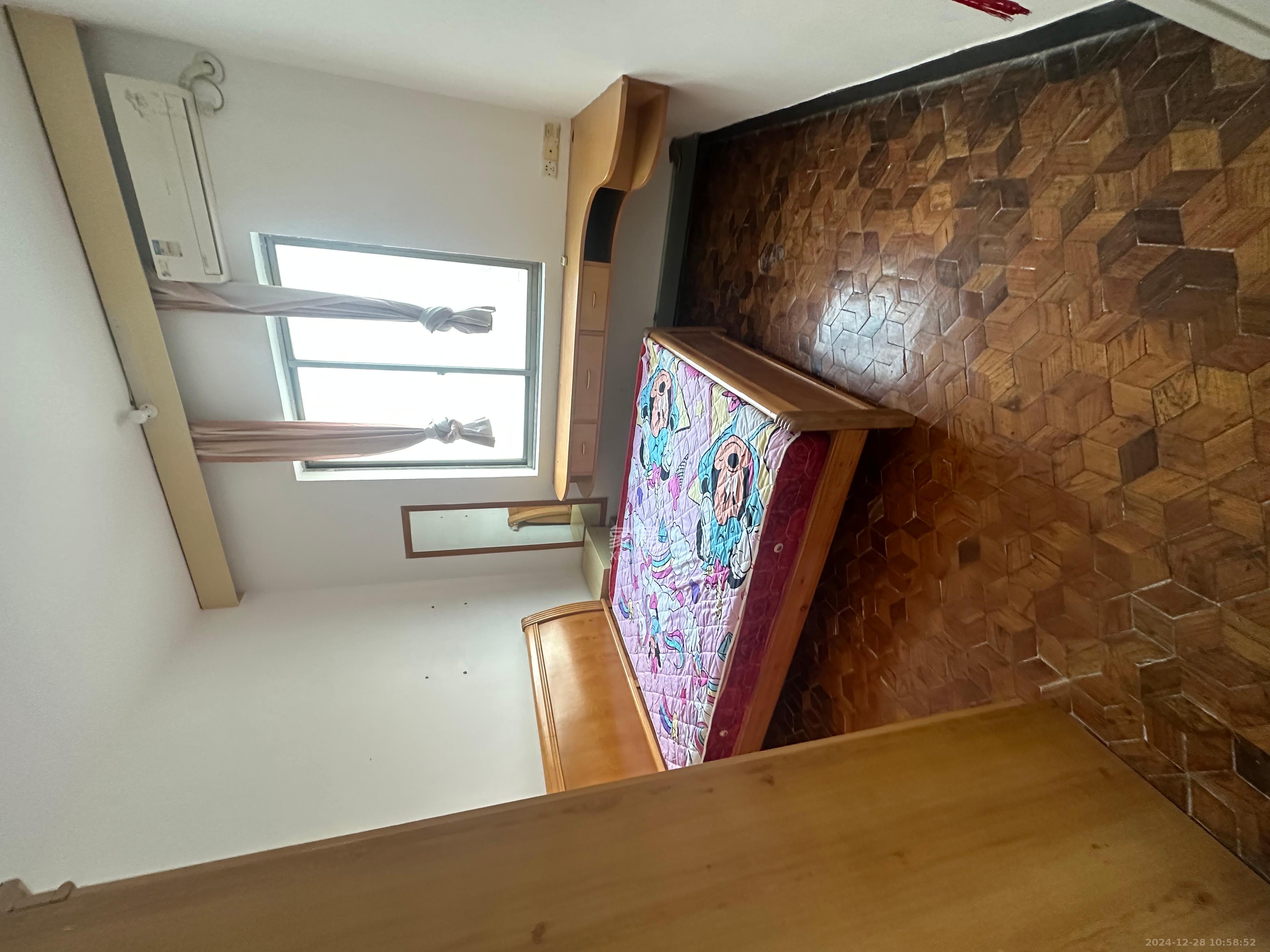 湖南省石油总公司宿舍 1室2厅1卫 2200.0元/月 湖南省石油总公司宿舍 1室2厅1卫 2200.0元/月室内图