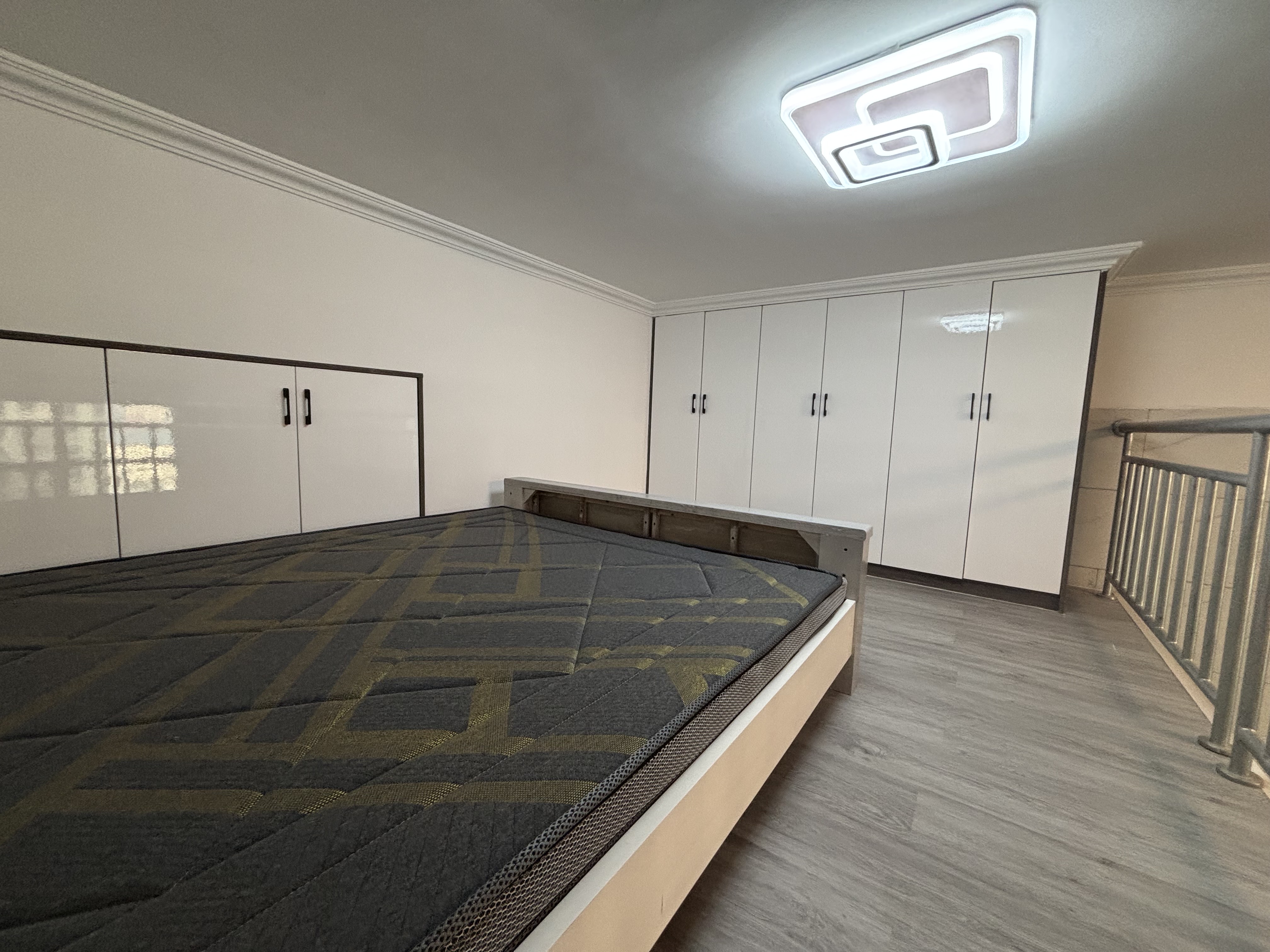 汇通国际  1室1厅1卫    1400.0元/月