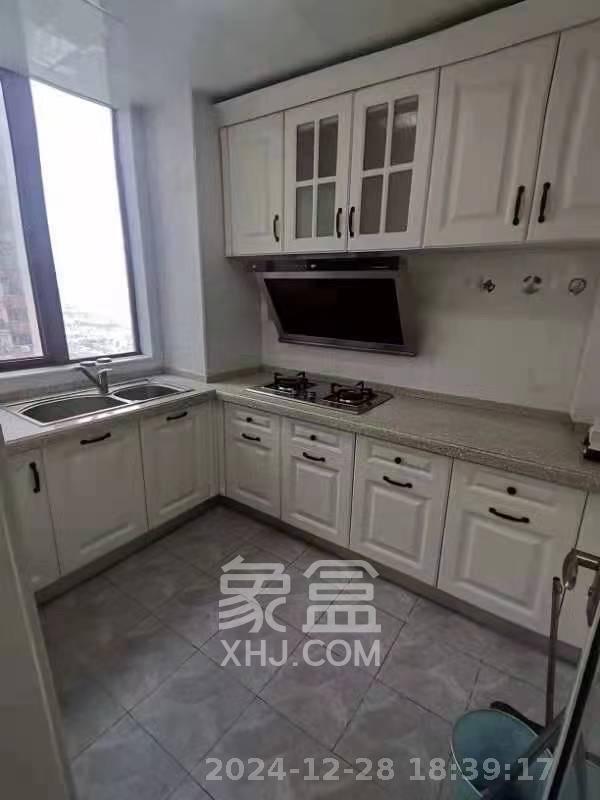 万里时代  3室2厅1卫   2500.00元/月室内图