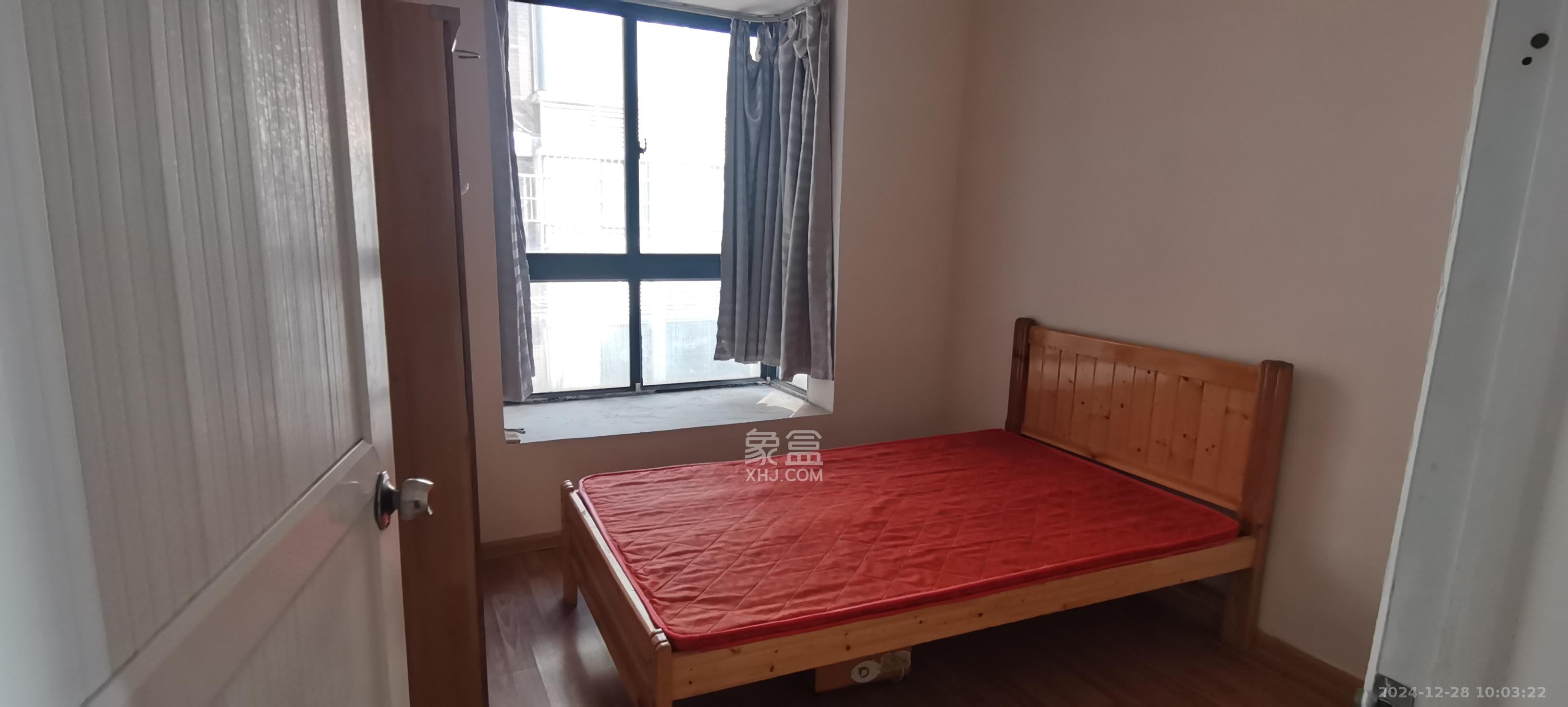 天城泰祥苑 1室2厅1卫 2000.0元/月 天城泰祥苑 1室2厅1卫 2000.0元/月室内图