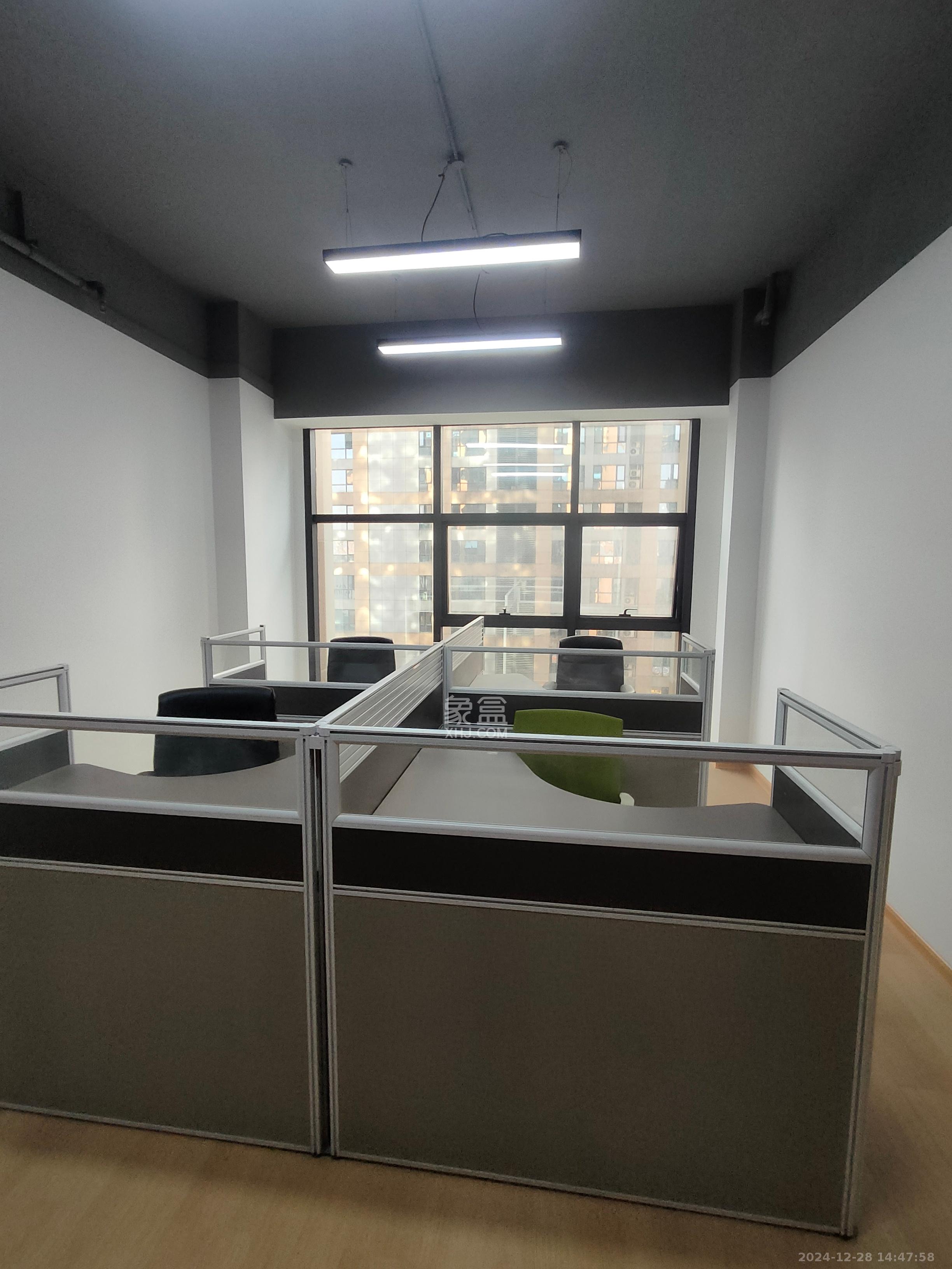 御溪国际  1室1厅1卫    3000.0元/月 御溪国际  1室1厅1卫    3000.0元/月室内图