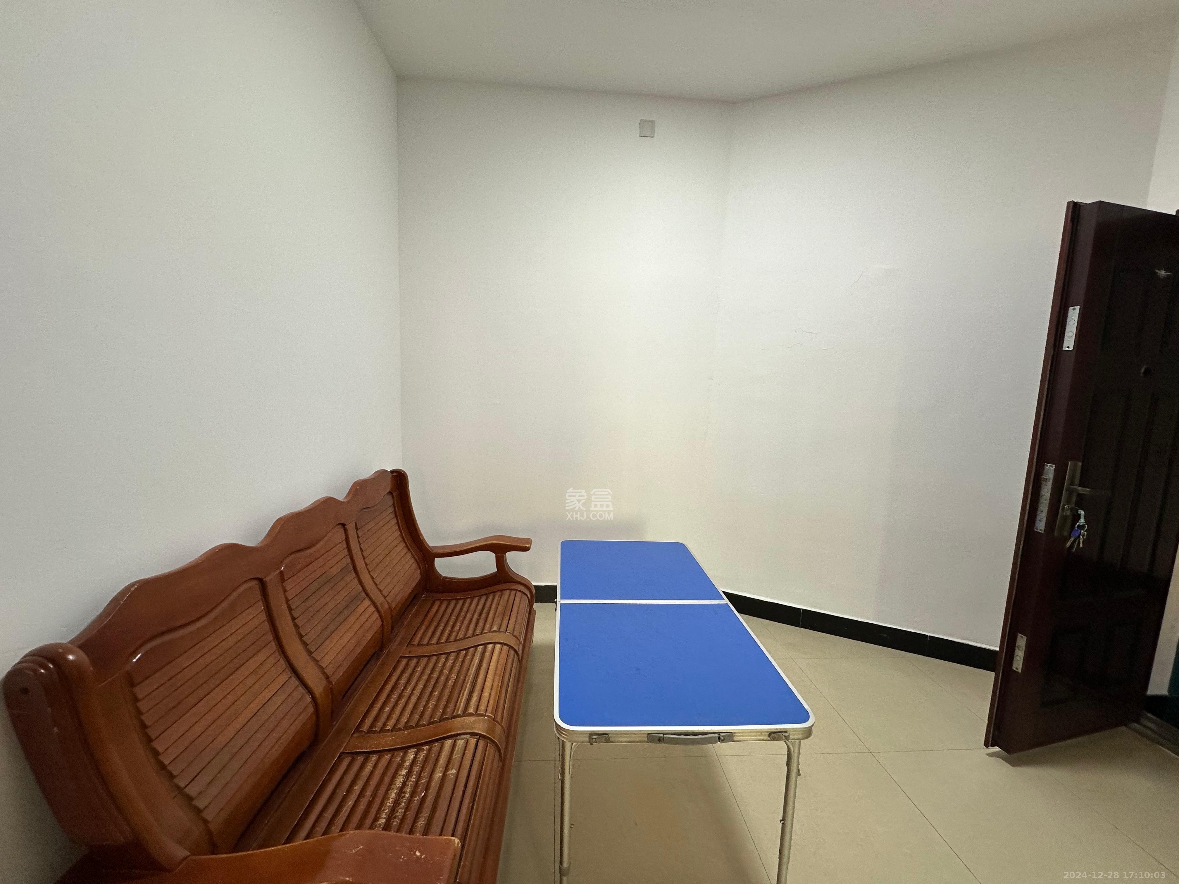 和平小区 1室0厅0卫 1300.0元/月 和平小区 1室0厅0卫 1300.0元/月室内图