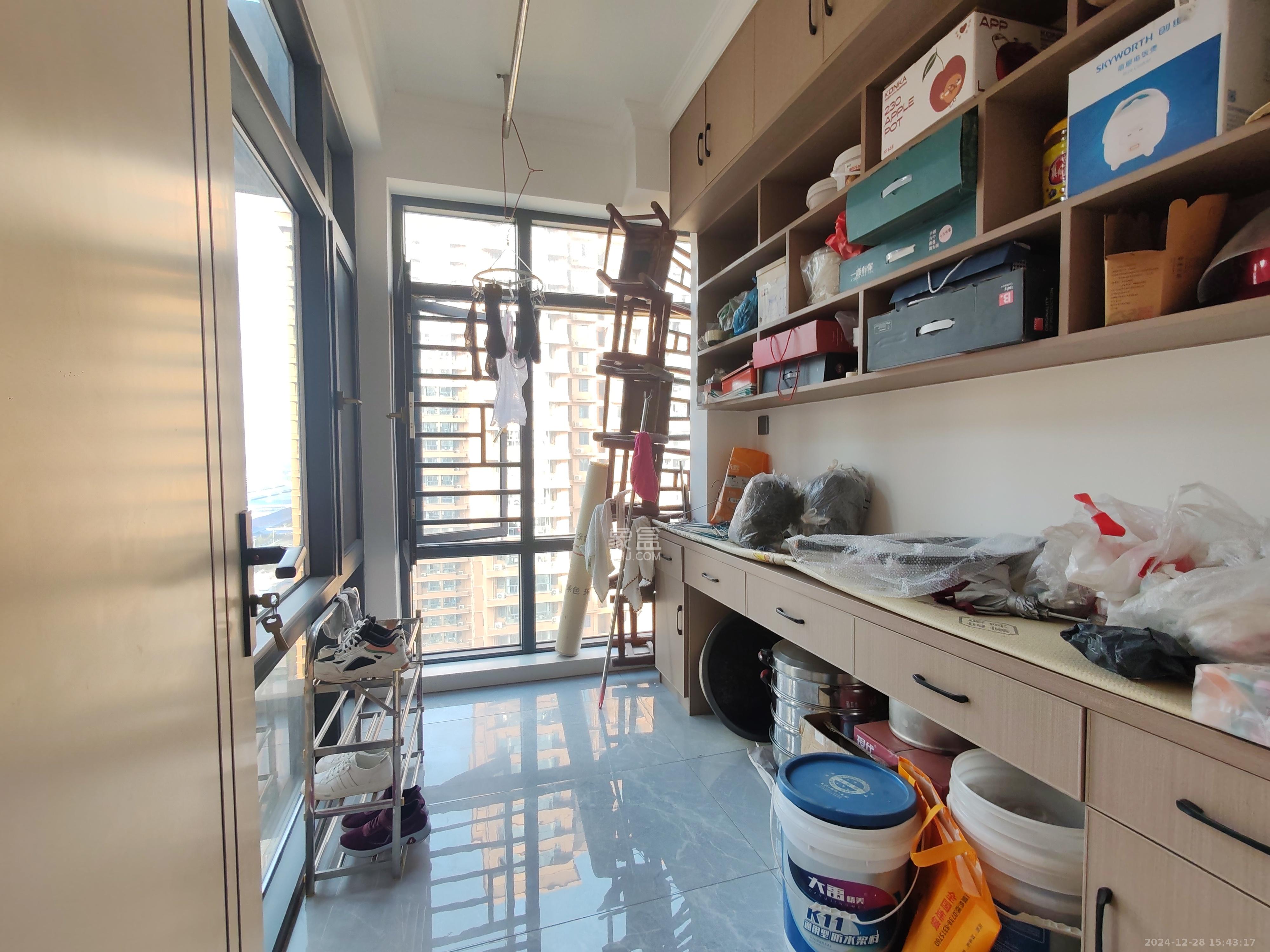 紫华郡 2室2厅2卫 2500.0元/月 紫华郡 2室2厅2卫 2500.0元/月室内图