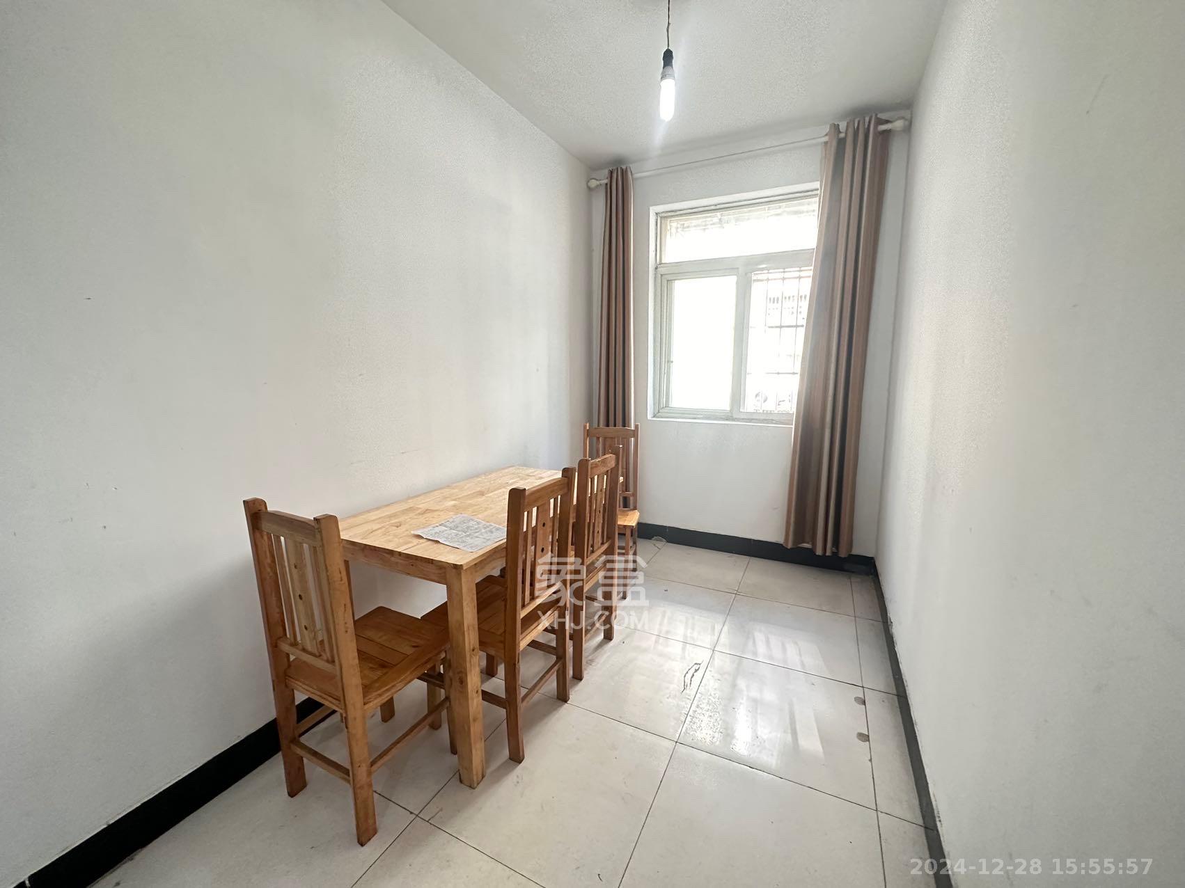 洞井生产安置小区（洞井新兴安置小区）  1室0厅0卫    1200.0元/月室内图