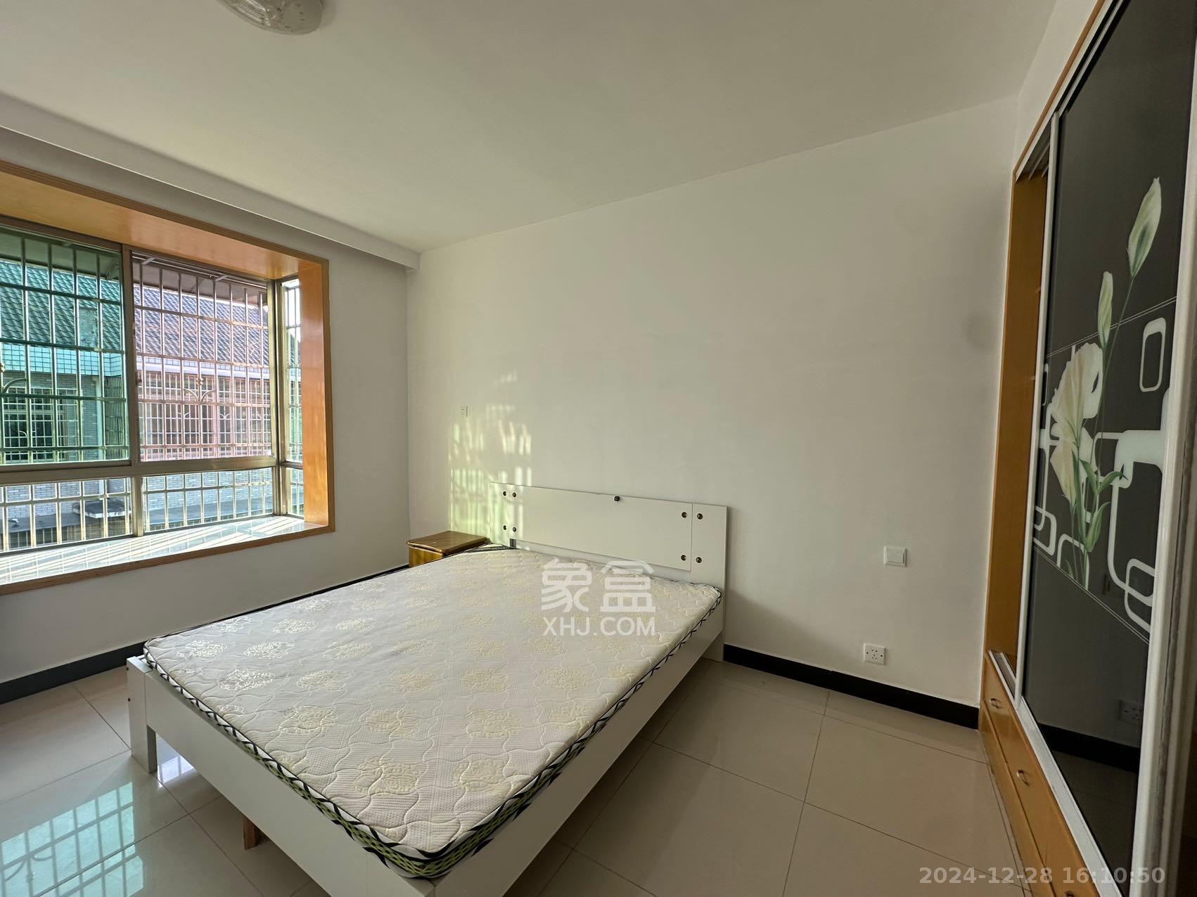 金桂小区一期 3室1厅1卫 1500.0元/月 金桂小区一期 3室1厅1卫 1500.0元/月室内图