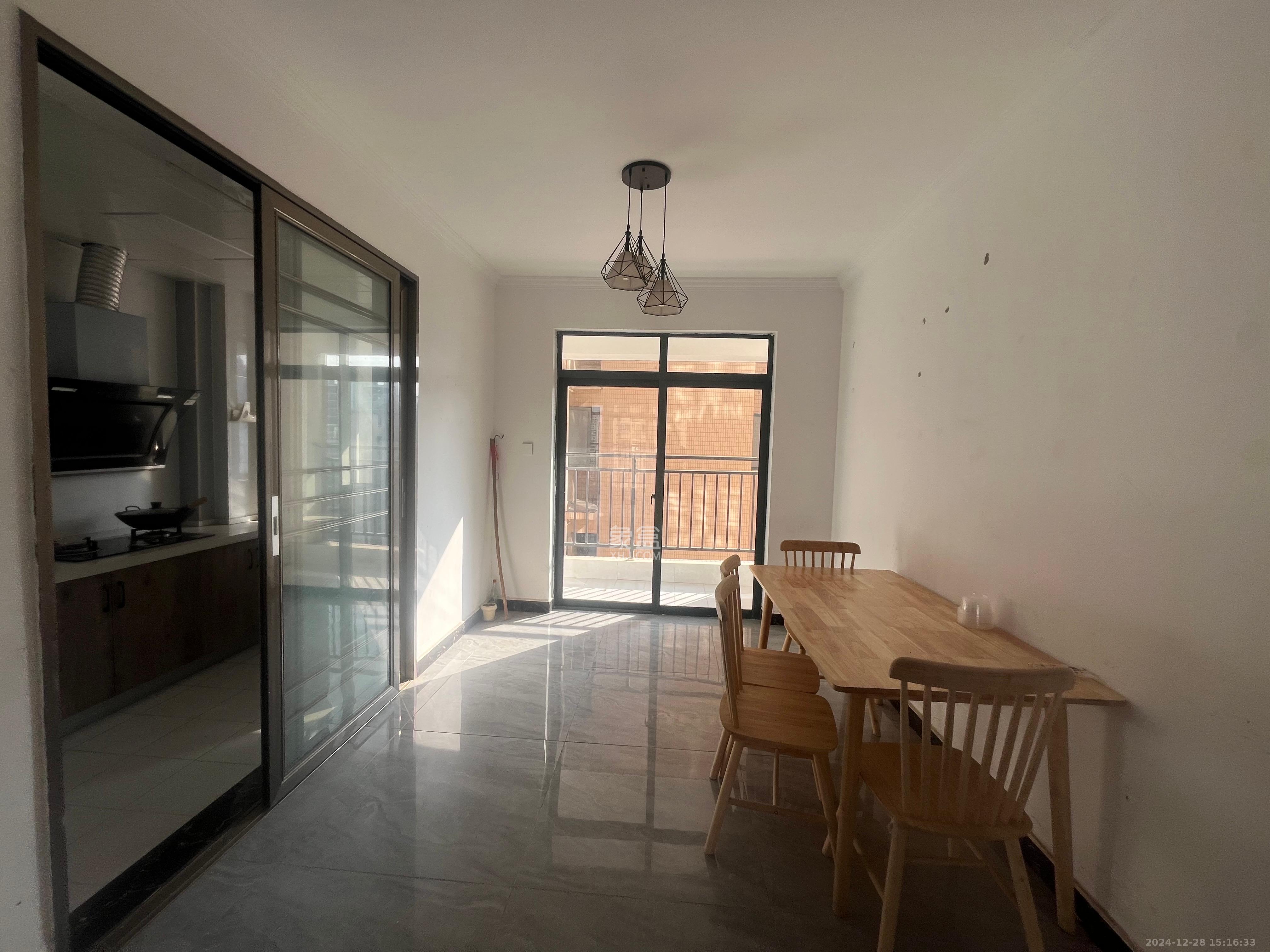 金湘苑(星澜之悦) 4室2厅2卫 2000.0元/月 金湘苑(星澜之悦) 4室2厅2卫 2000.0元/月室内图