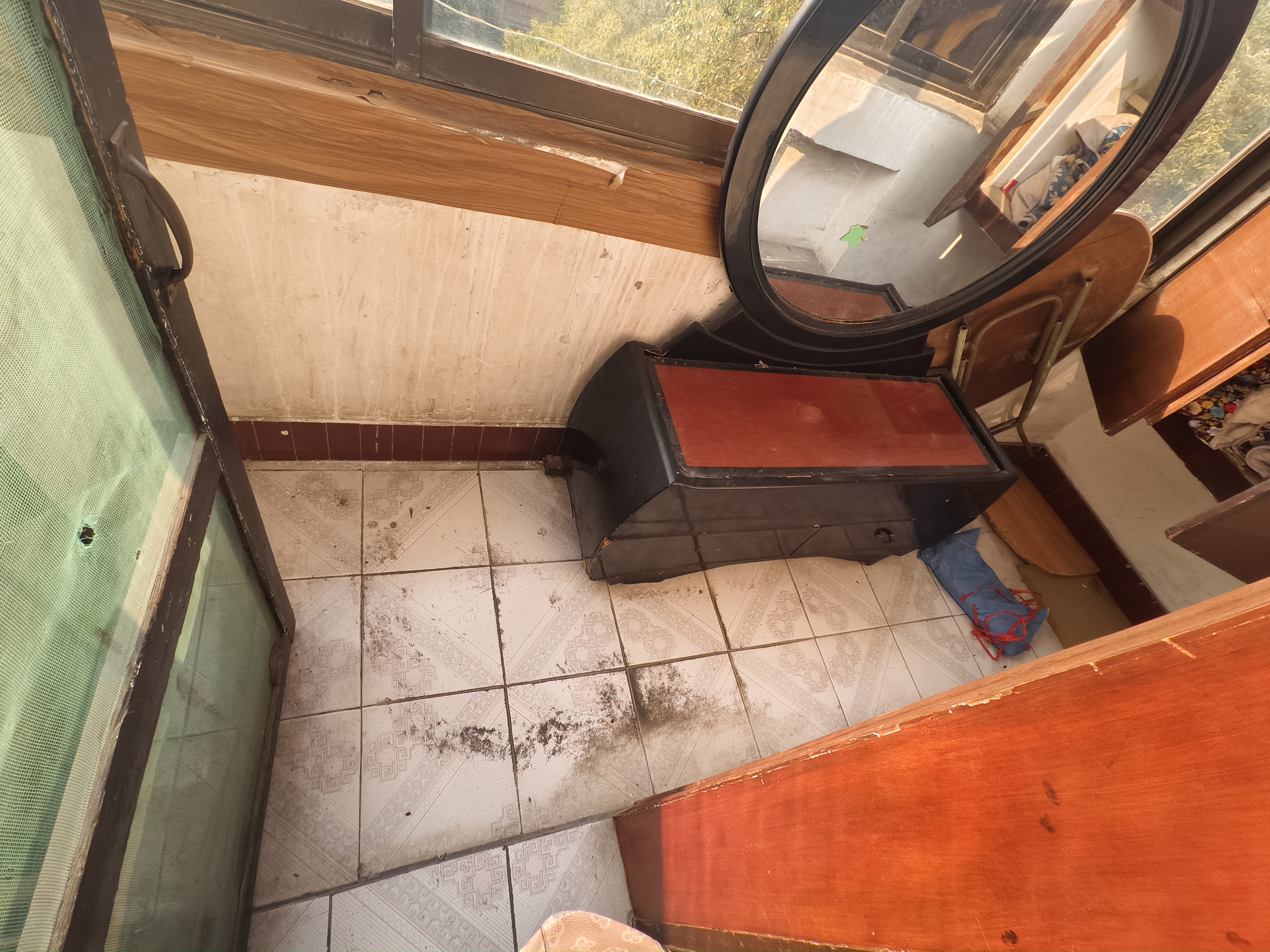 农业银行娄底分行家属楼  2室1厅1卫    36.8万客厅