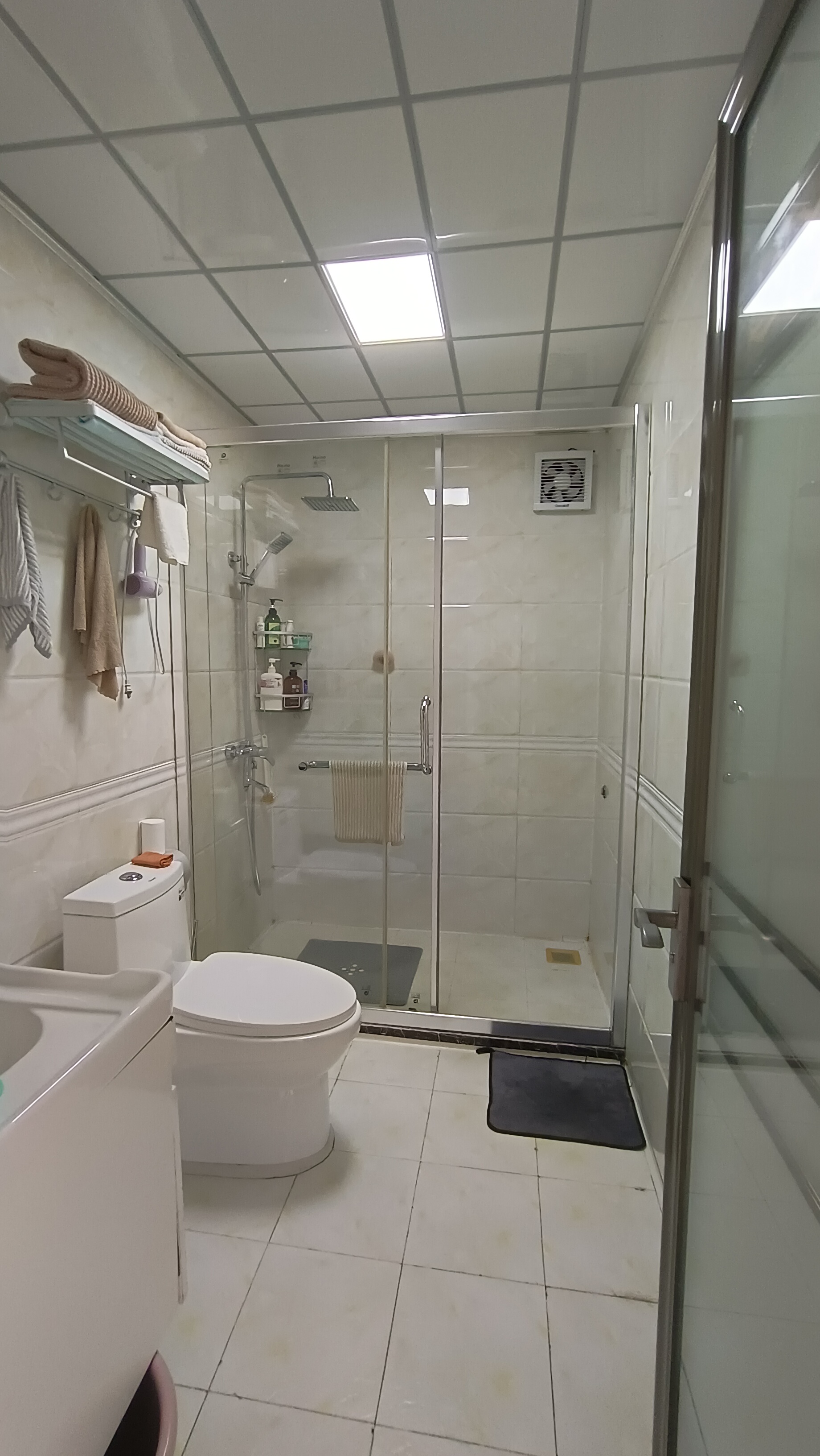 万恒城市花园 2室2厅1卫 125.0万 万恒城市花园 2室2厅1卫 125.0万卫生间