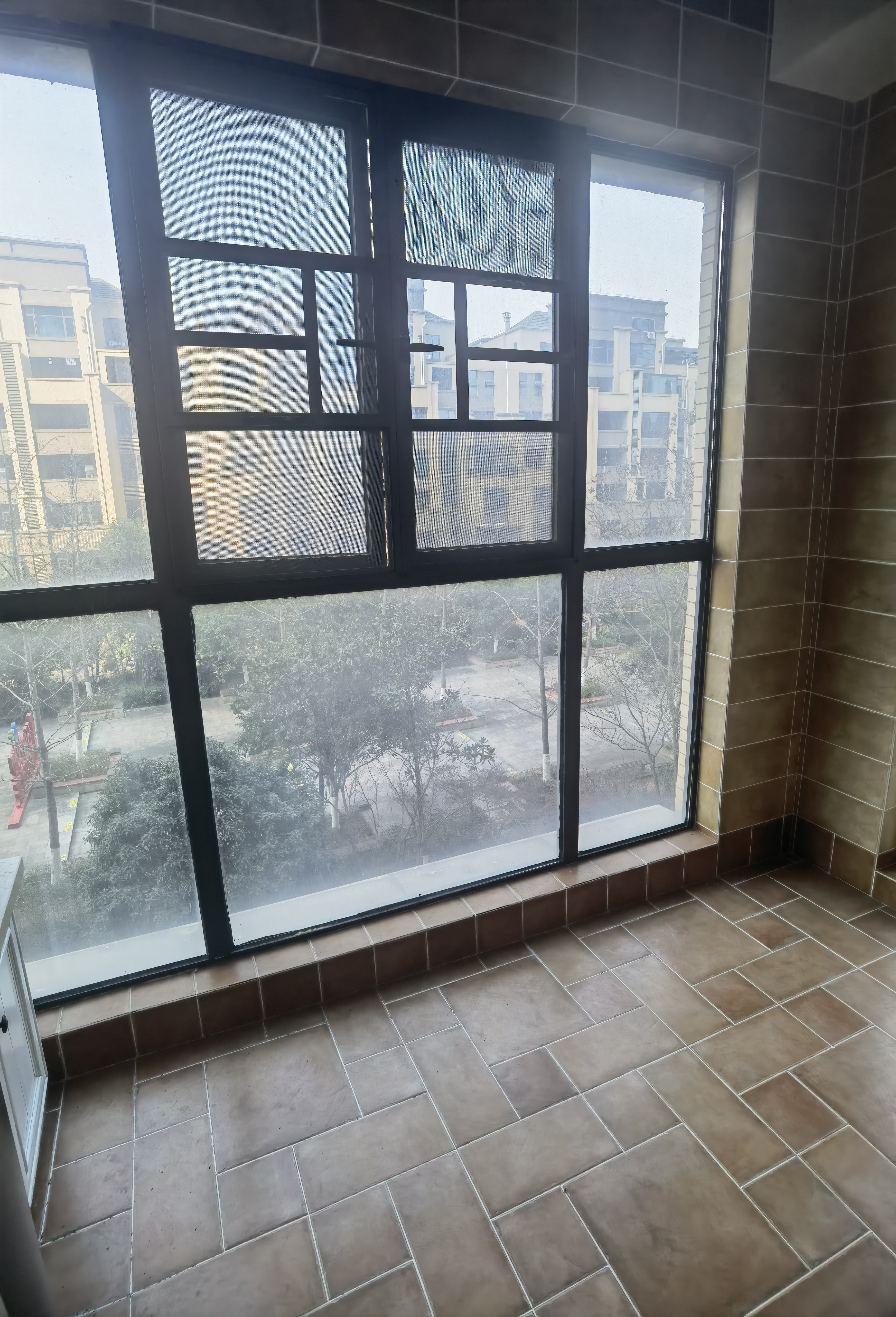 悦江山 4室2厅2卫 83.8万 悦江山 4室2厅2卫 83.8万客厅