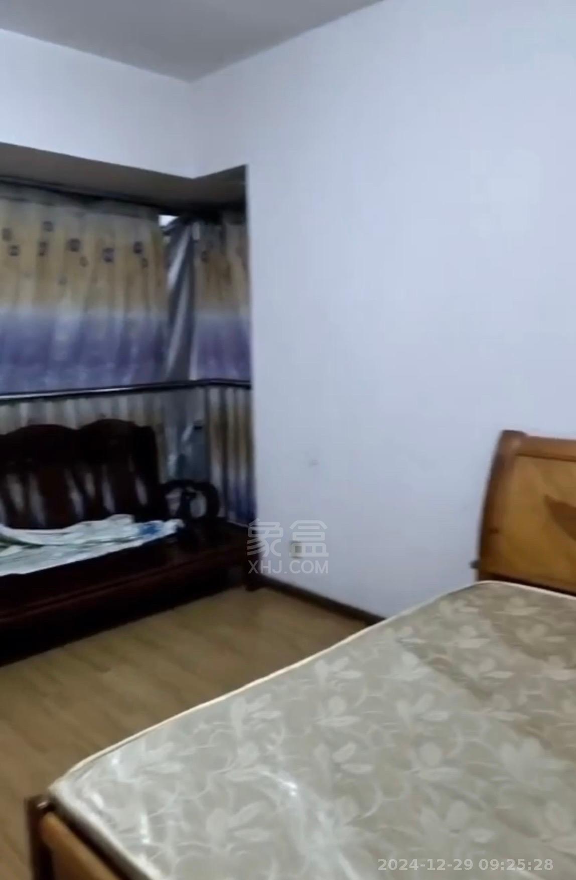 山河锦园 2室2厅1卫 1300.0元/月 山河锦园 2室2厅1卫 1300.0元/月室内图