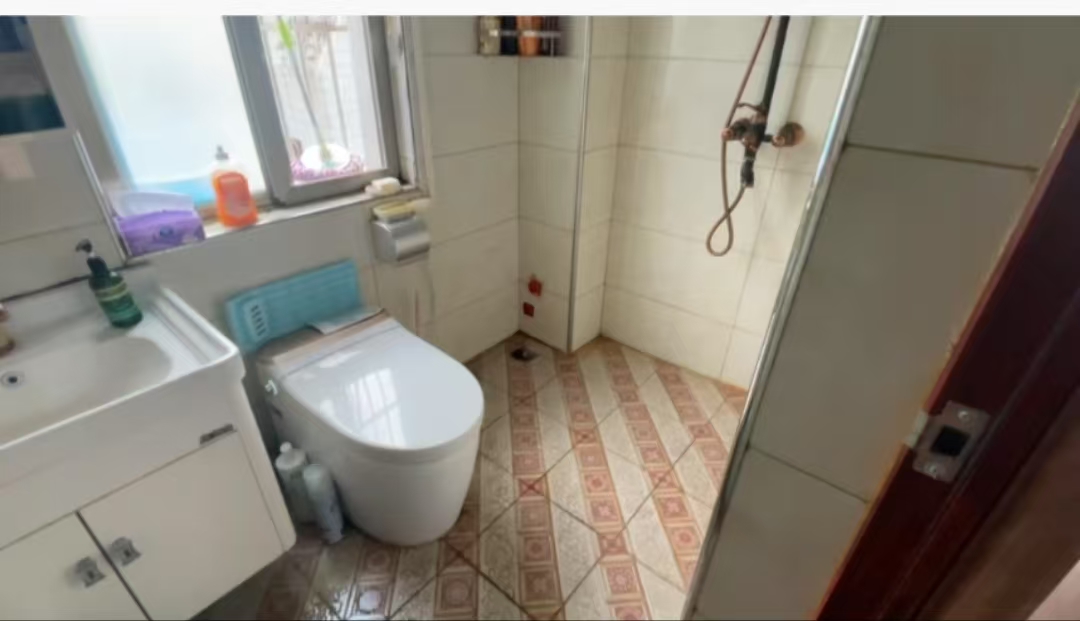 金牛新村 9室3厅4卫 10000.0元/月 金牛新村 9室3厅4卫 10000.0元/月室内图