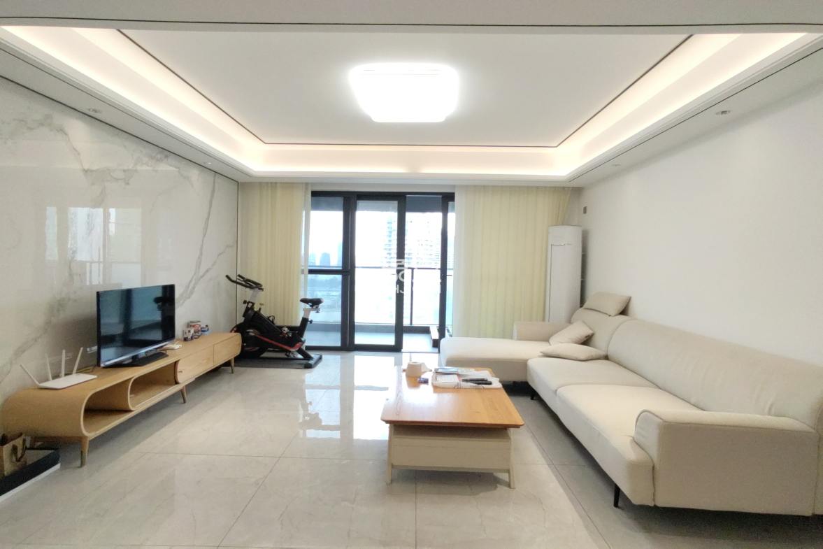 招商雍华府  4室2厅2卫    330.0万 招商雍华府  4室2厅2卫    330.0万室内图