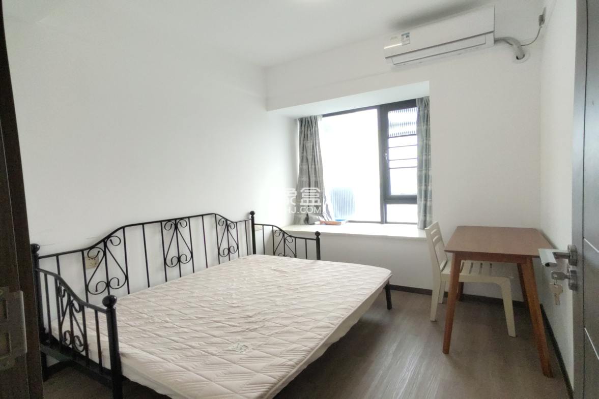 招商雍华府  4室2厅2卫    330.0万 招商雍华府  4室2厅2卫    330.0万室内图