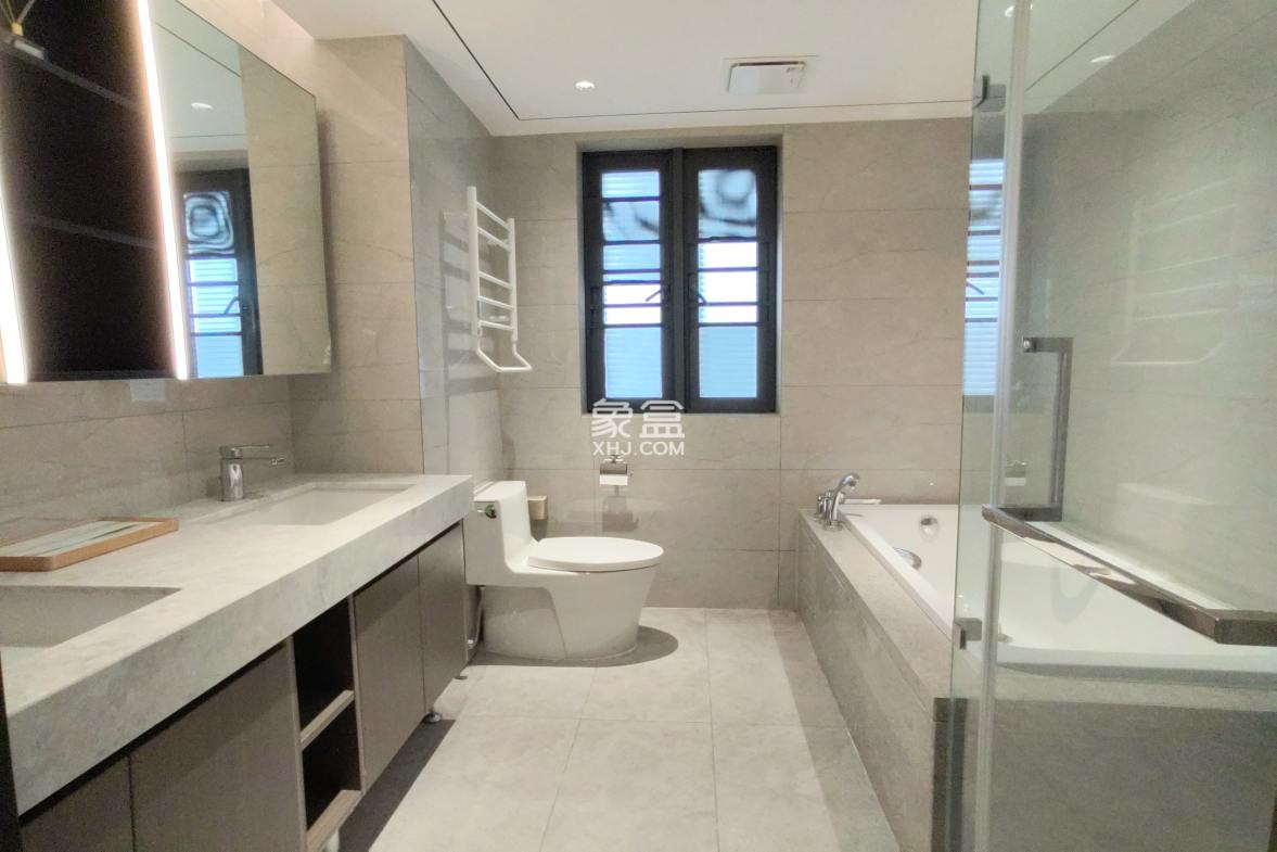 招商雍华府  4室2厅2卫    330.0万 招商雍华府  4室2厅2卫    330.0万室内图